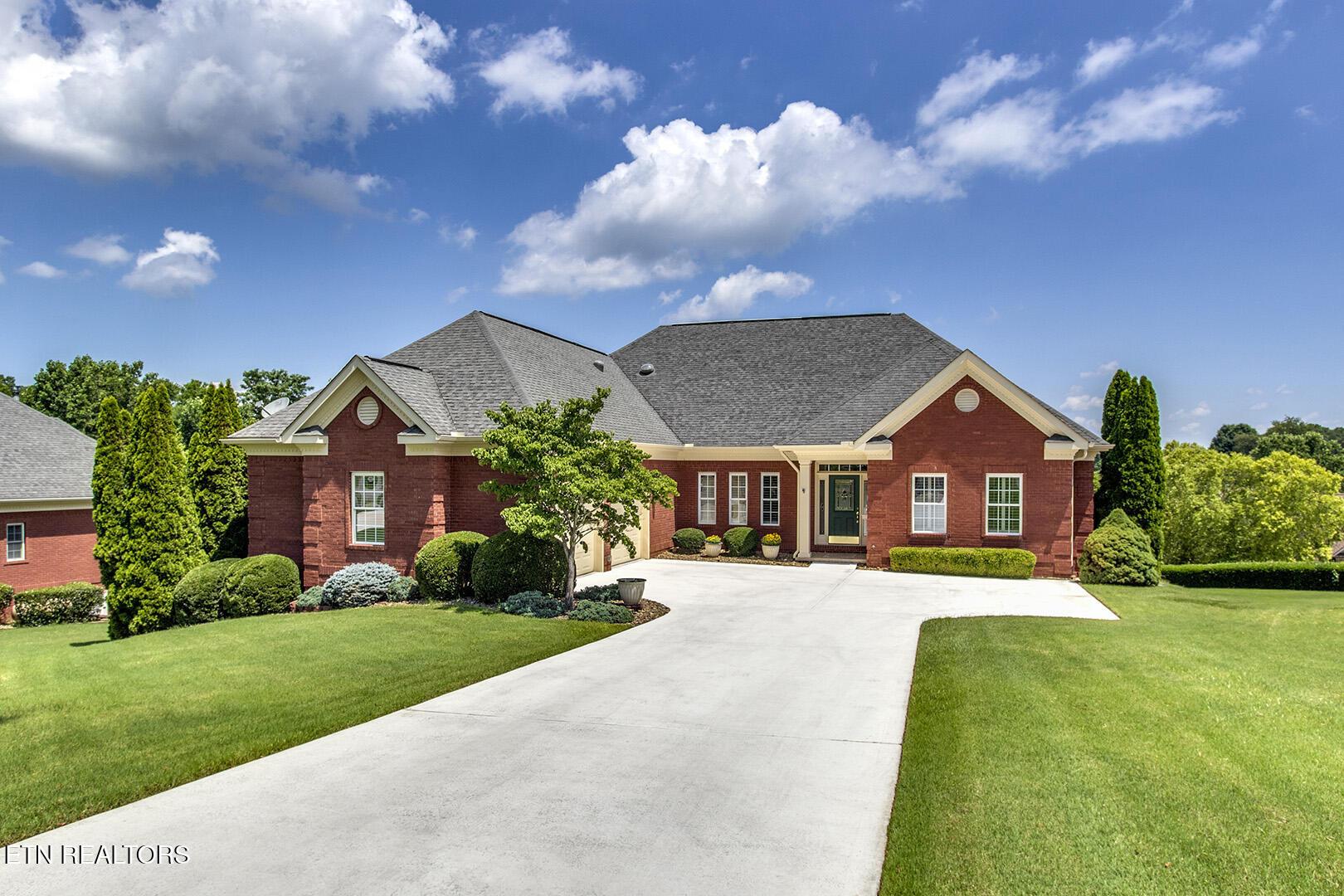 203 Todaly Circle, Loudon, TN - Fort Loudoun and Tellico Lake Real Estate - Image# 1