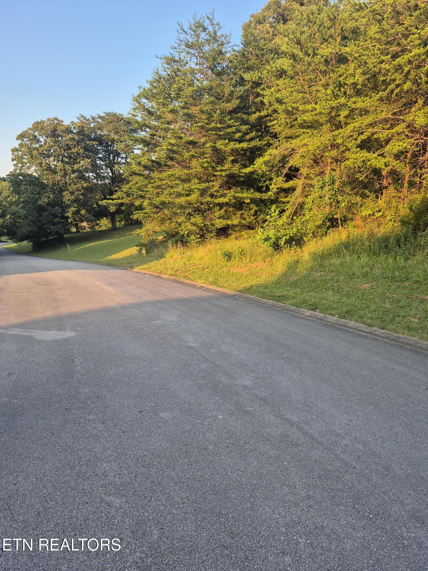 165 Glen Mar Drive, Lenoir City, TN