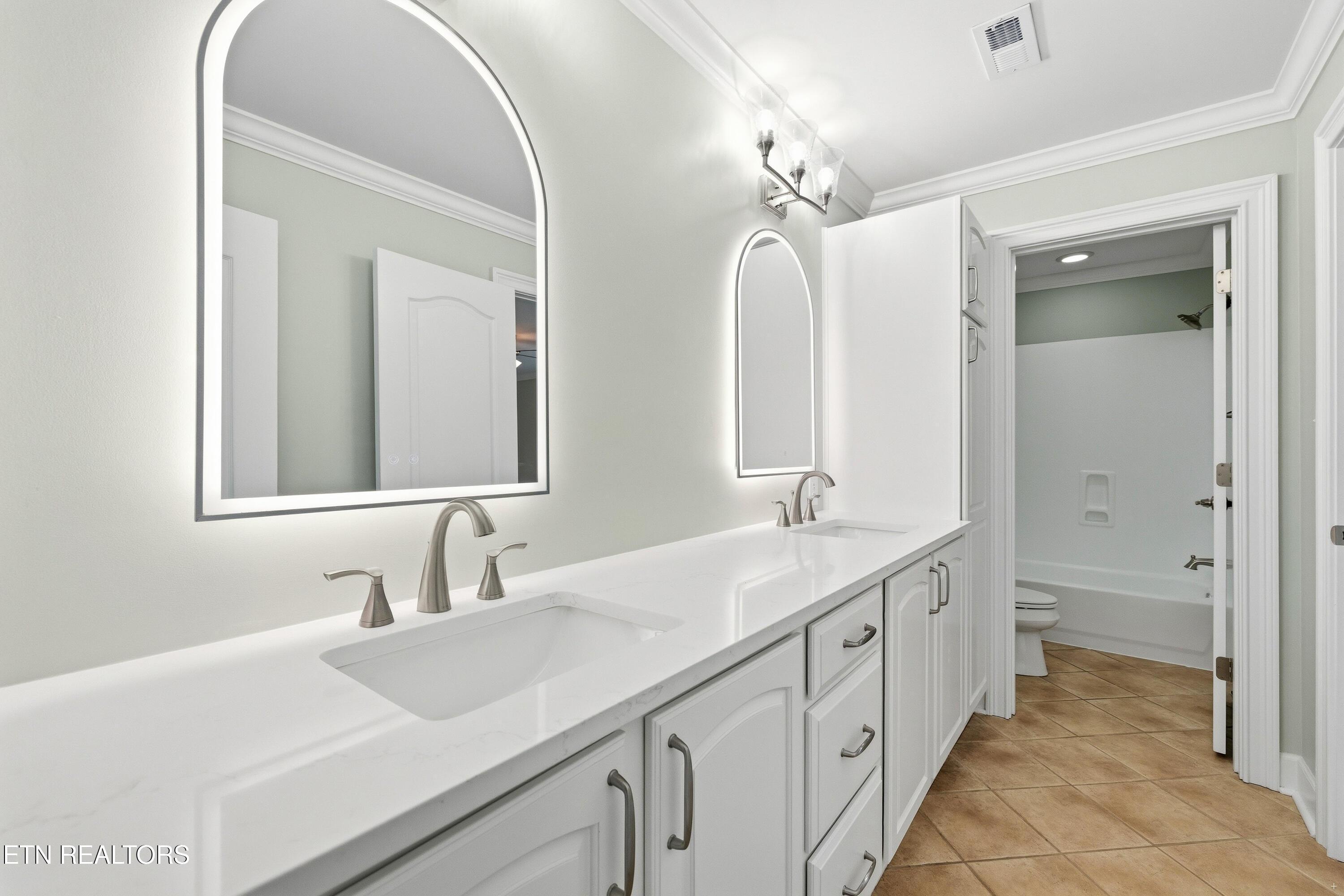 3746 Jackson Bend Drive, Louisville, TN - Fort Loudoun and Tellico Lake Real Estate - Image# 34