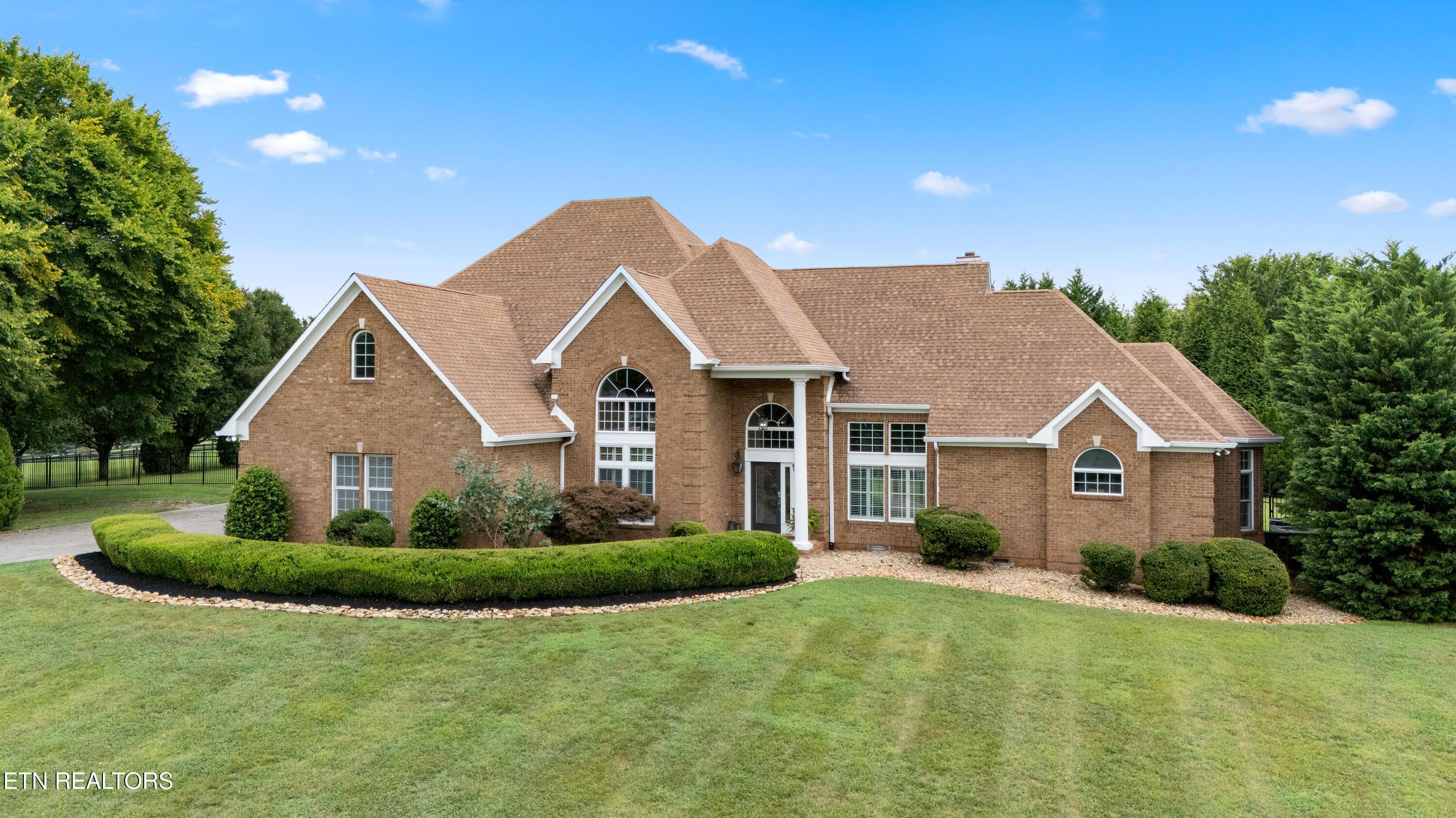 3746 Jackson Bend Drive, Louisville, TN