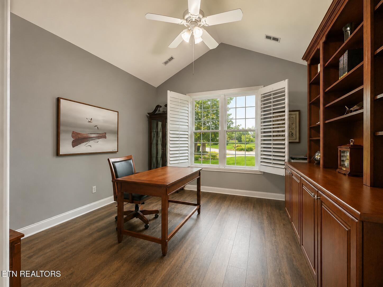 137 Heron Court, Vonore, TN - Fort Loudoun and Tellico Lake Real Estate - Image# 13
