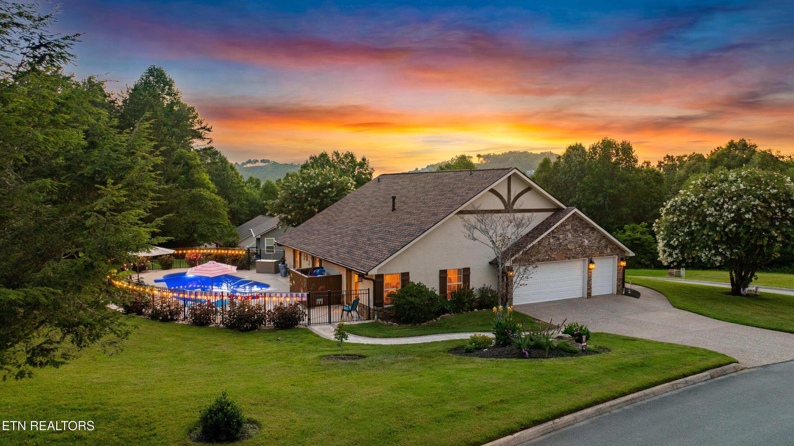 103 Warbler Court, Vonore, TN - Fort Loudoun and Tellico Lake Real Estate - Image# 2