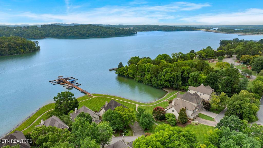 210 Casa Del Lago Way, Lenoir City, TN - Fort Loudoun and Tellico Lake Real Estate - Image# 4