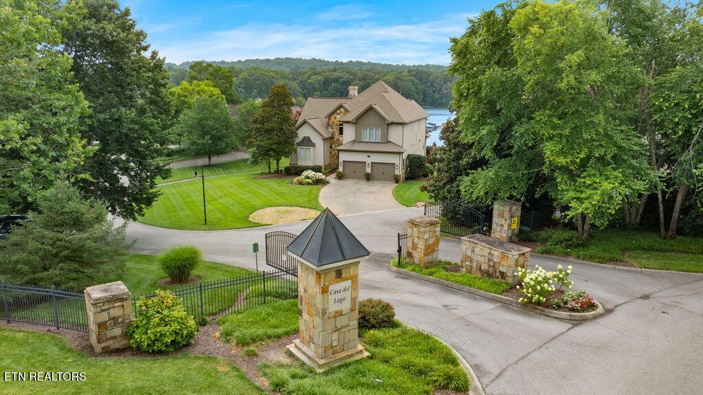 210 Casa Del Lago Way, Lenoir City, TN