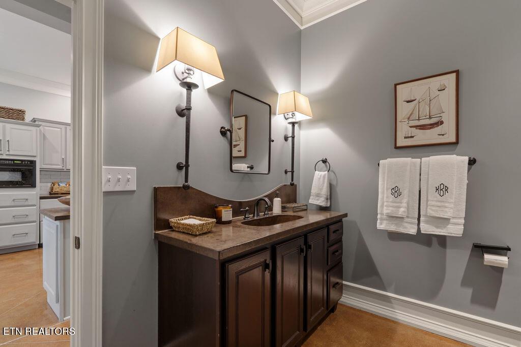 210 Casa Del Lago Way, Lenoir City, TN - Fort Loudoun and Tellico Lake Real Estate - Image# 46