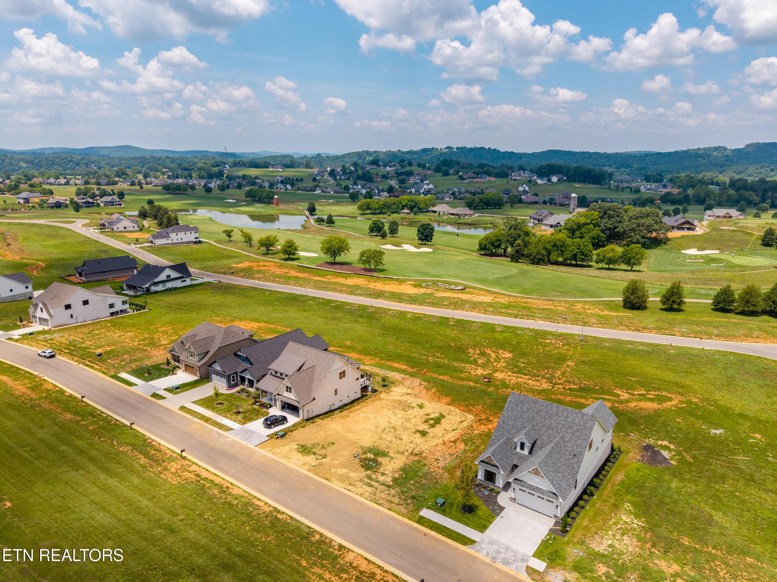 1462 Black Bear Circle, Loudon, TN - Fort Loudoun and Tellico Lake Real Estate - Image# 15