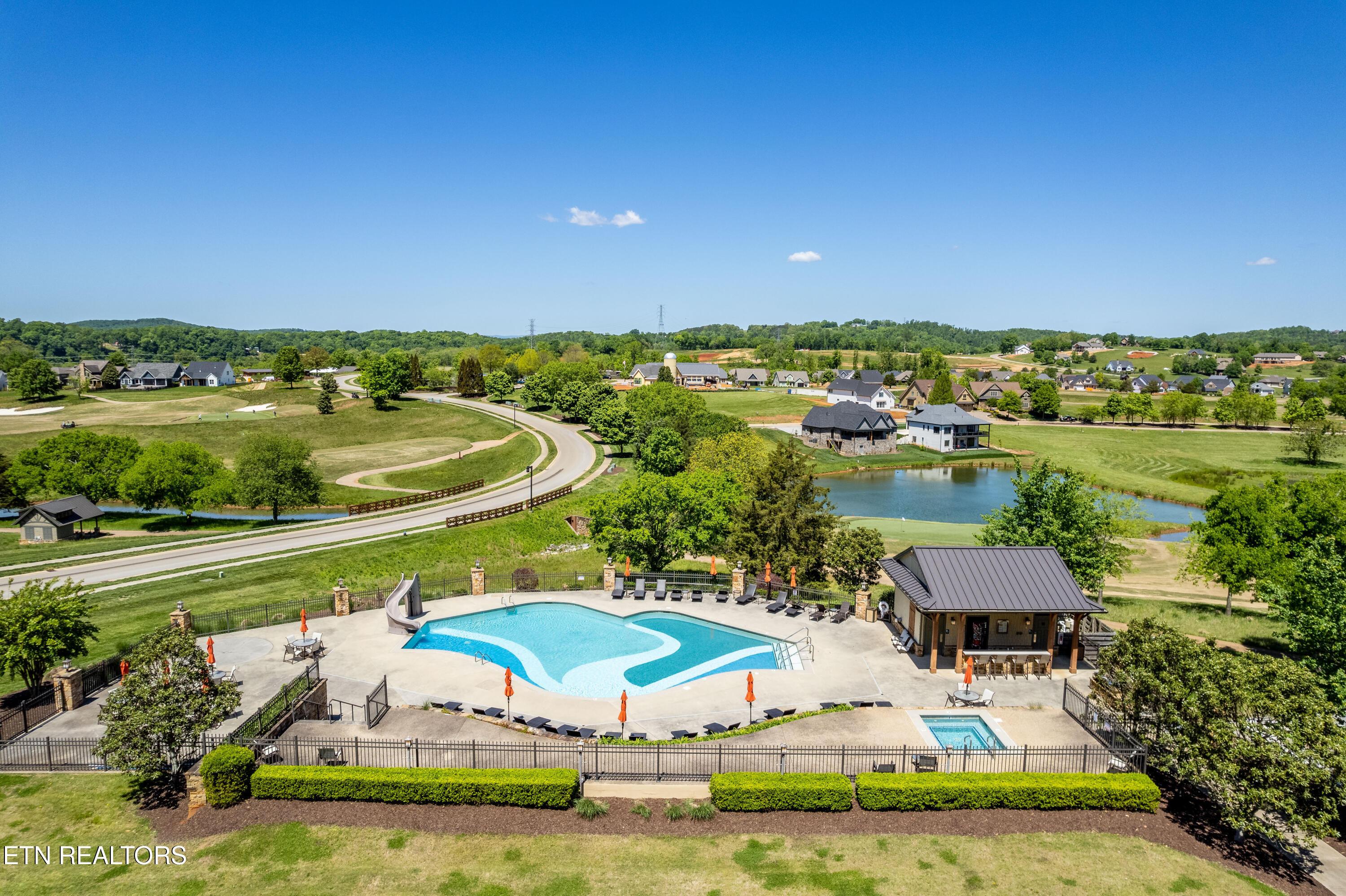 1462 Black Bear Circle, Loudon, TN - Fort Loudoun and Tellico Lake Real Estate - Image# 32