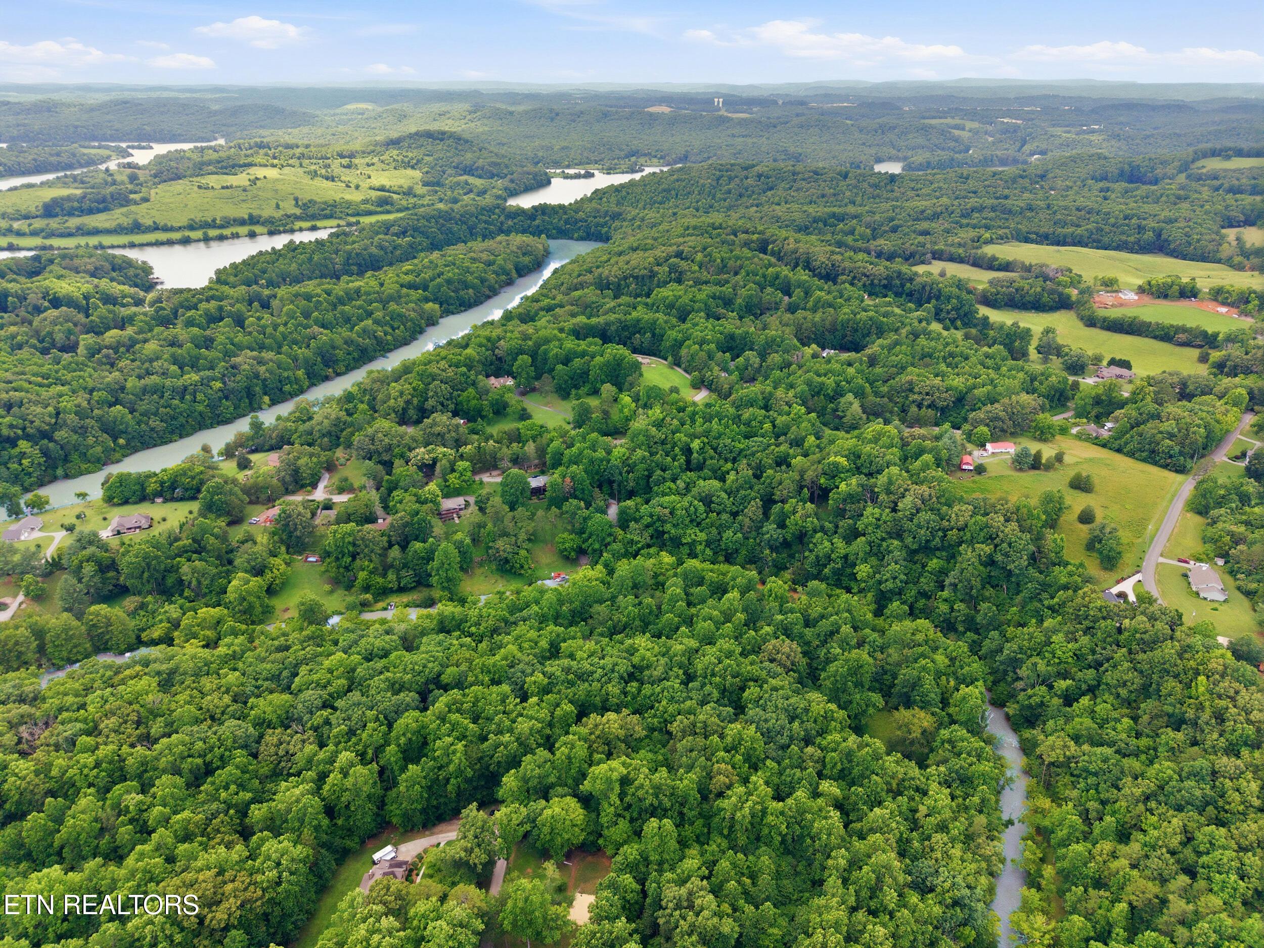 2777 Swanson Lane, Knoxville, TN - Fort Loudoun and Tellico Lake Real Estate - Image# 14