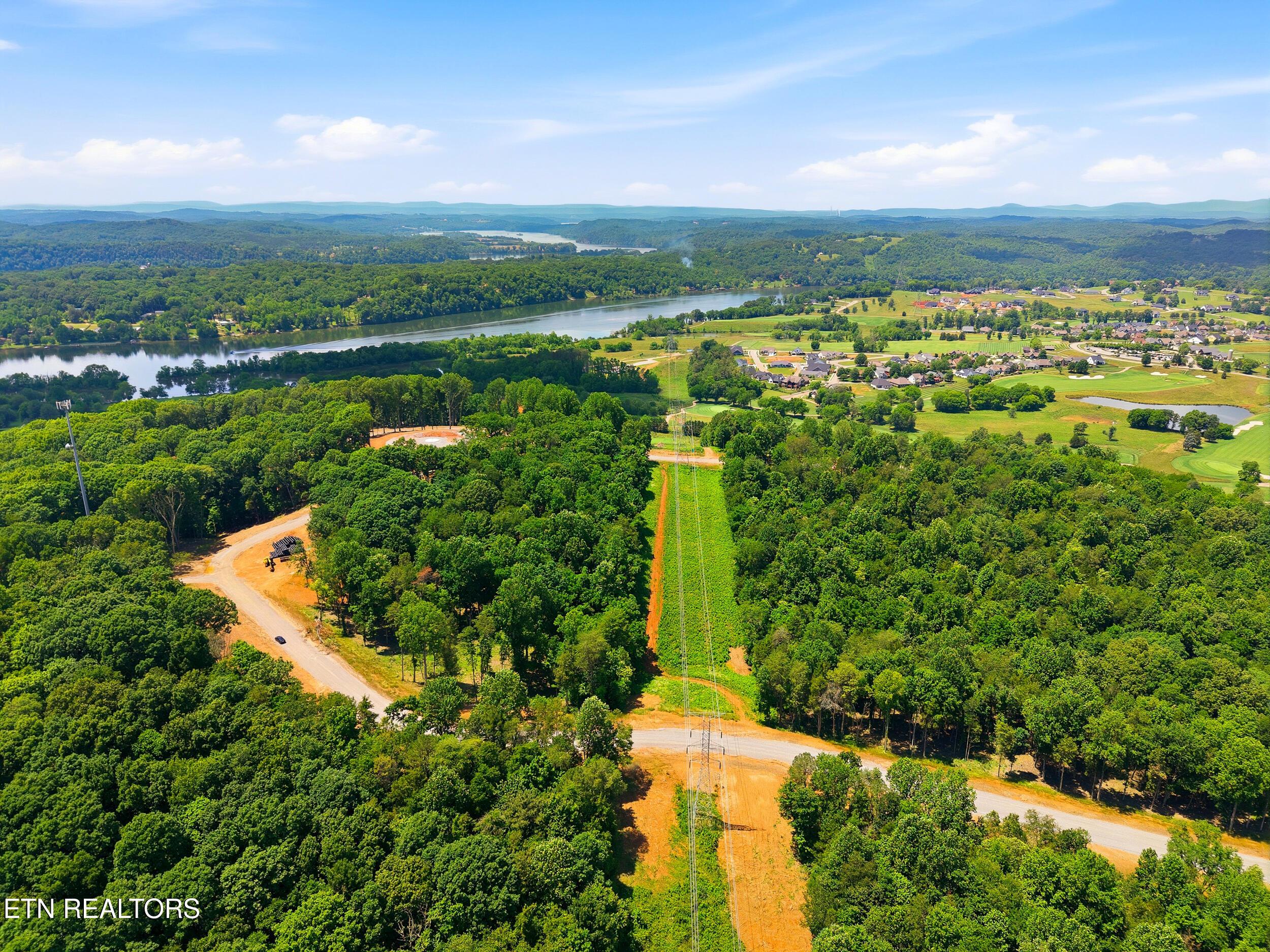 147 Summit View Drive, Loudon, TN - Fort Loudoun and Tellico Lake Real Estate - Image# 10