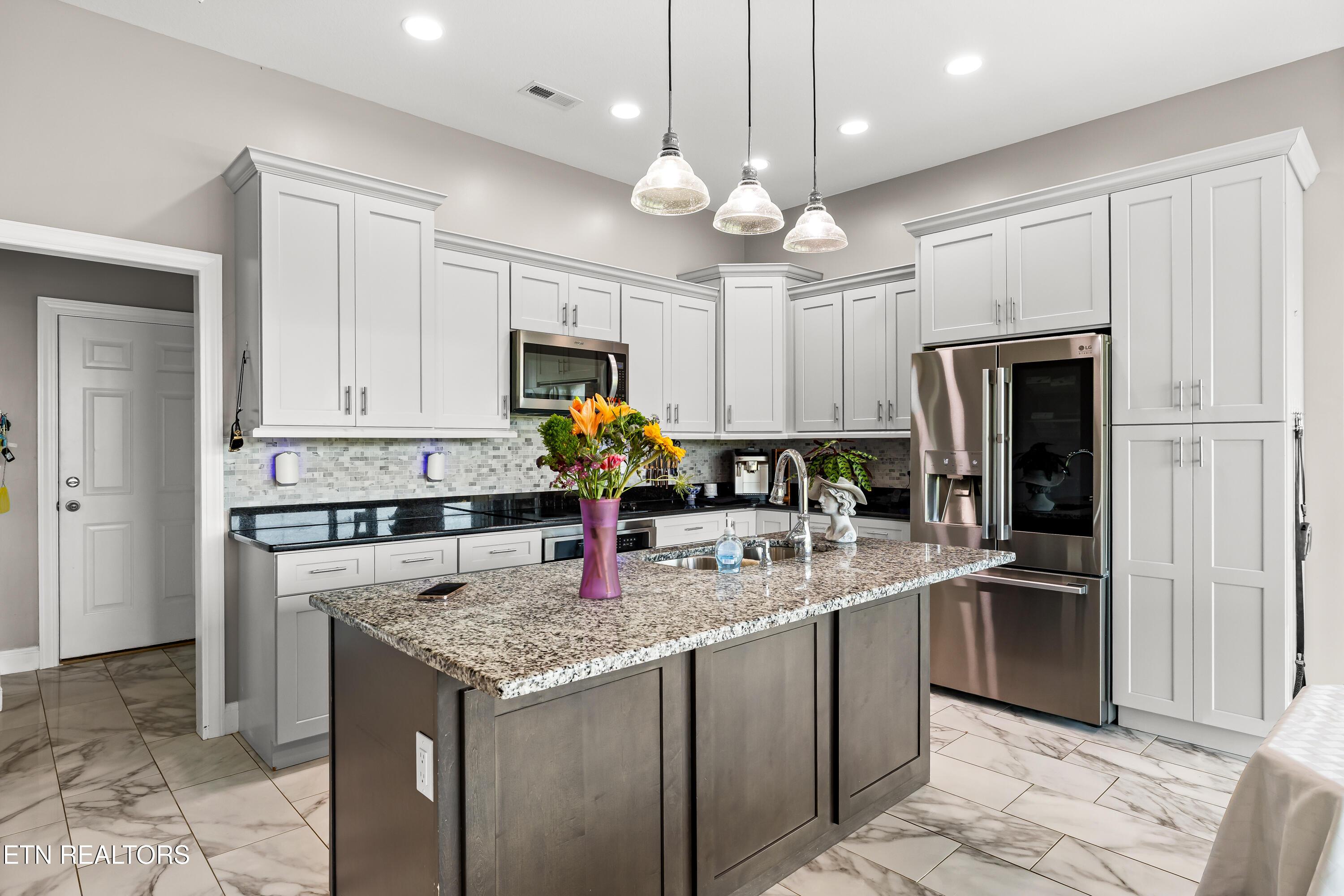 129 Unole Tr, Vonore, TN - Fort Loudoun and Tellico Lake Real Estate - Image# 11