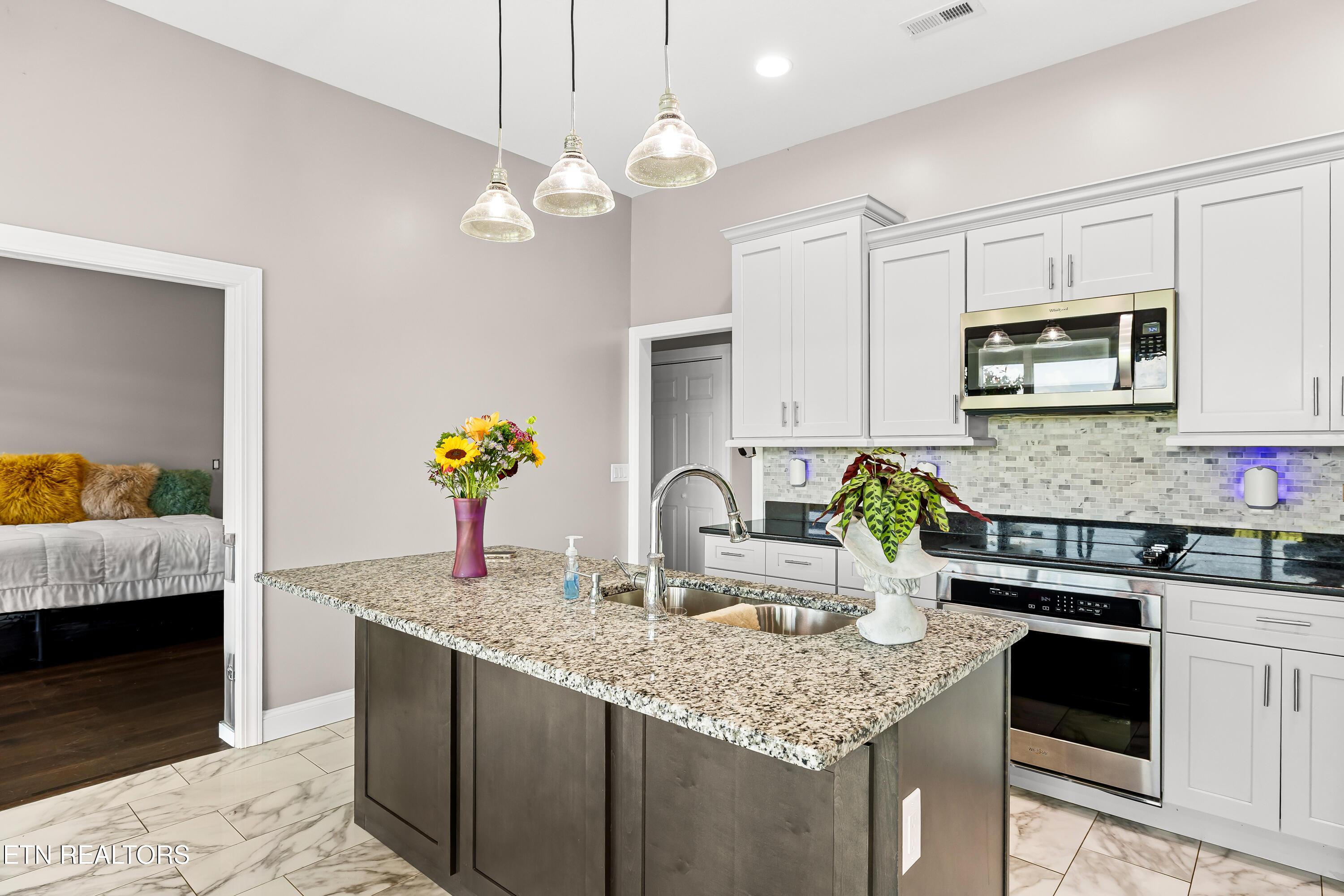 129 Unole Tr, Vonore, TN - Fort Loudoun and Tellico Lake Real Estate - Image# 12