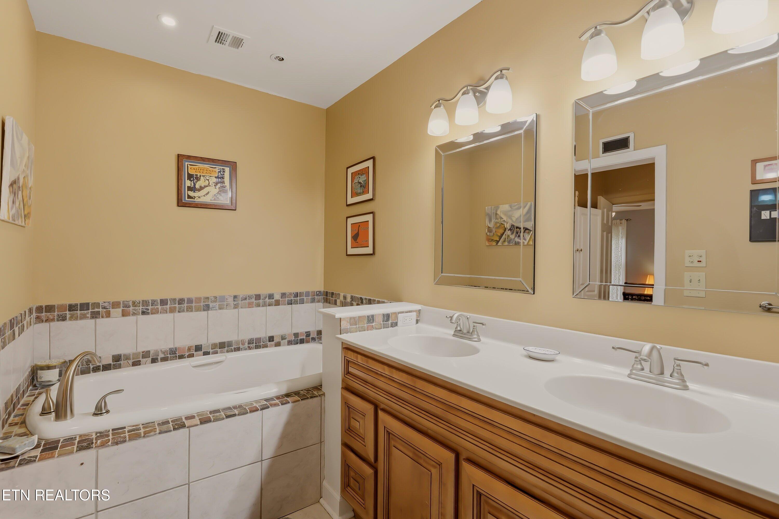 3617 Blow Drive, Knoxville, TN - Fort Loudoun and Tellico Lake Real Estate - Image# 24
