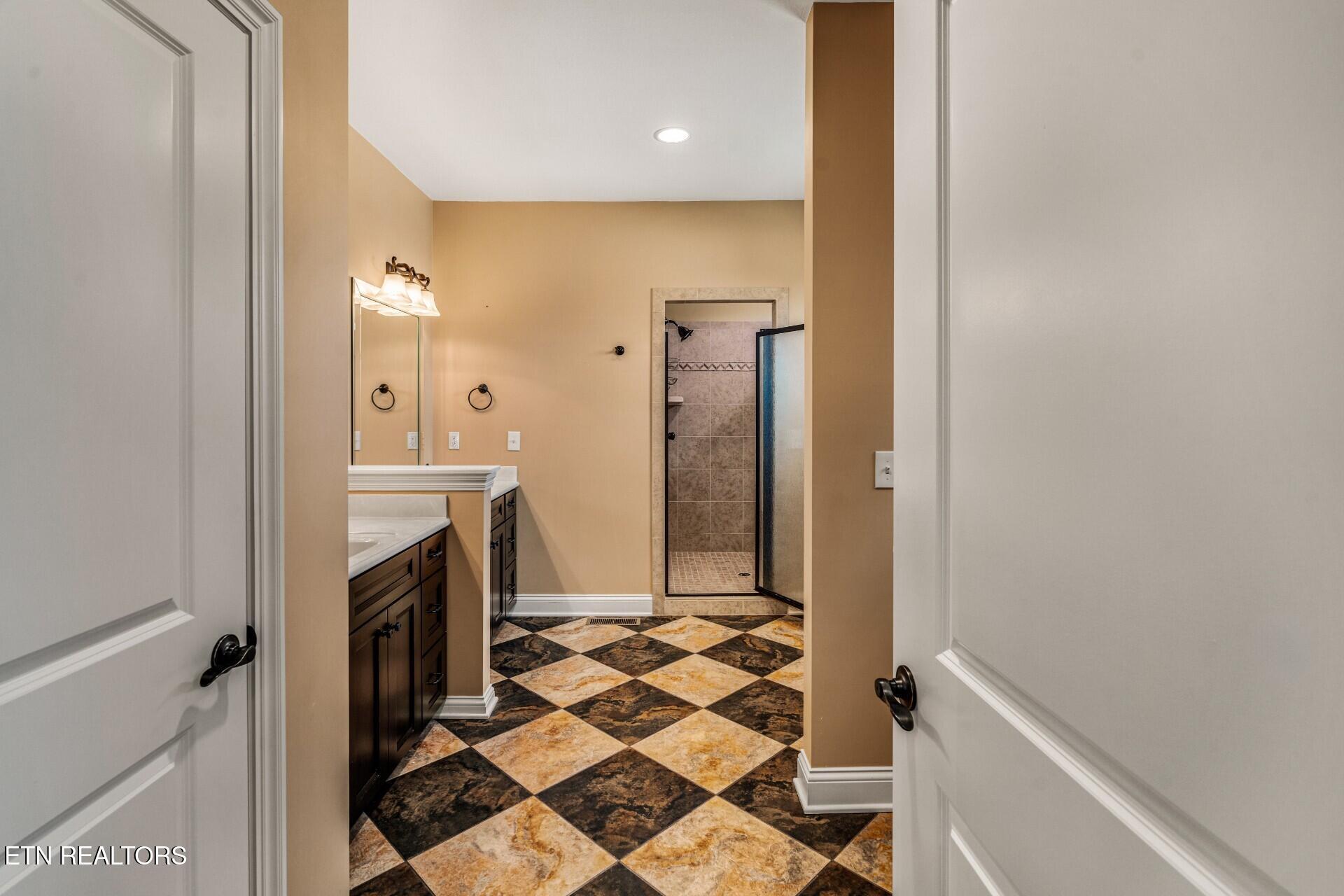 123 Eladi Tr, Vonore, TN - Fort Loudoun and Tellico Lake Real Estate - Image# 20