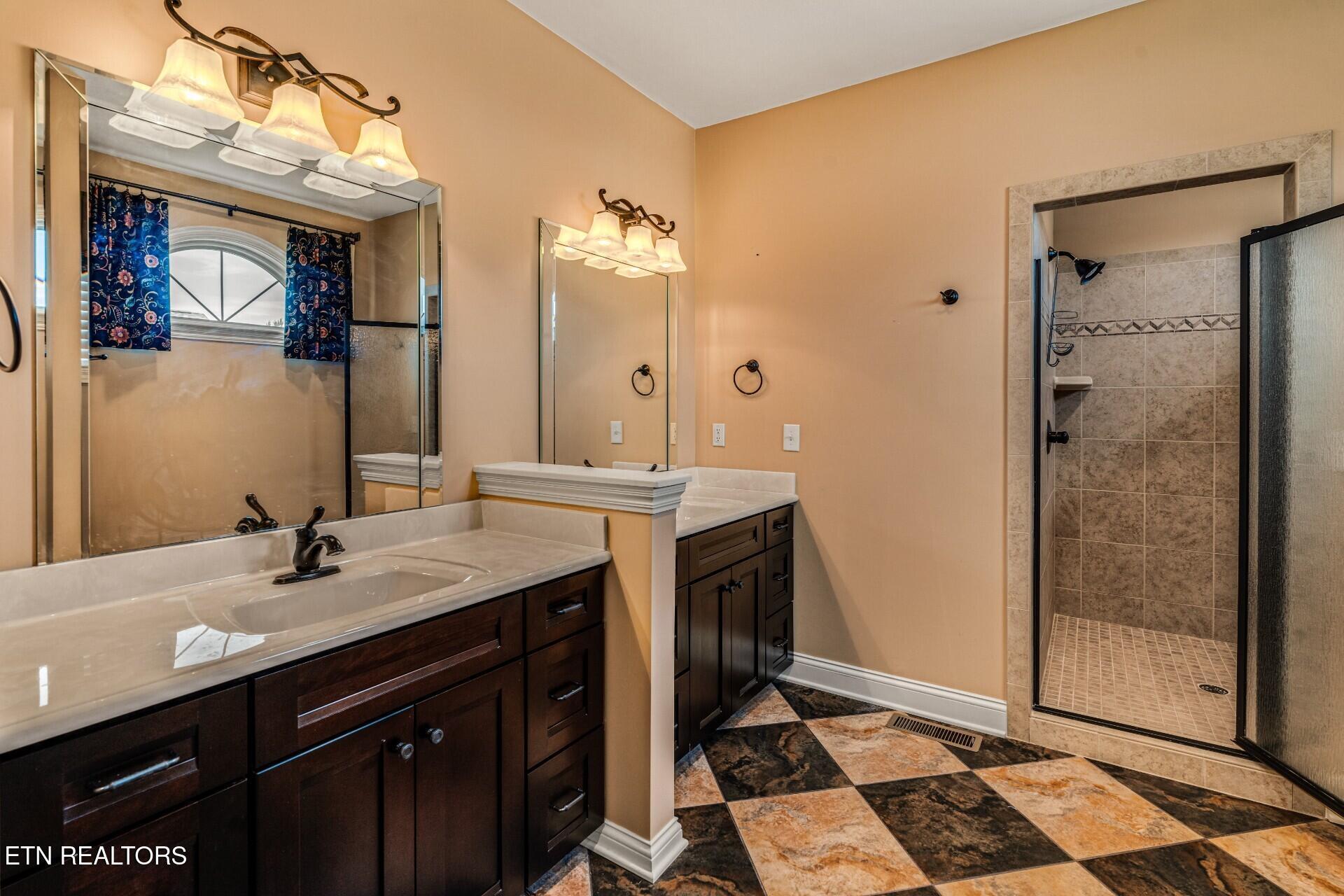 123 Eladi Tr, Vonore, TN - Fort Loudoun and Tellico Lake Real Estate - Image# 22