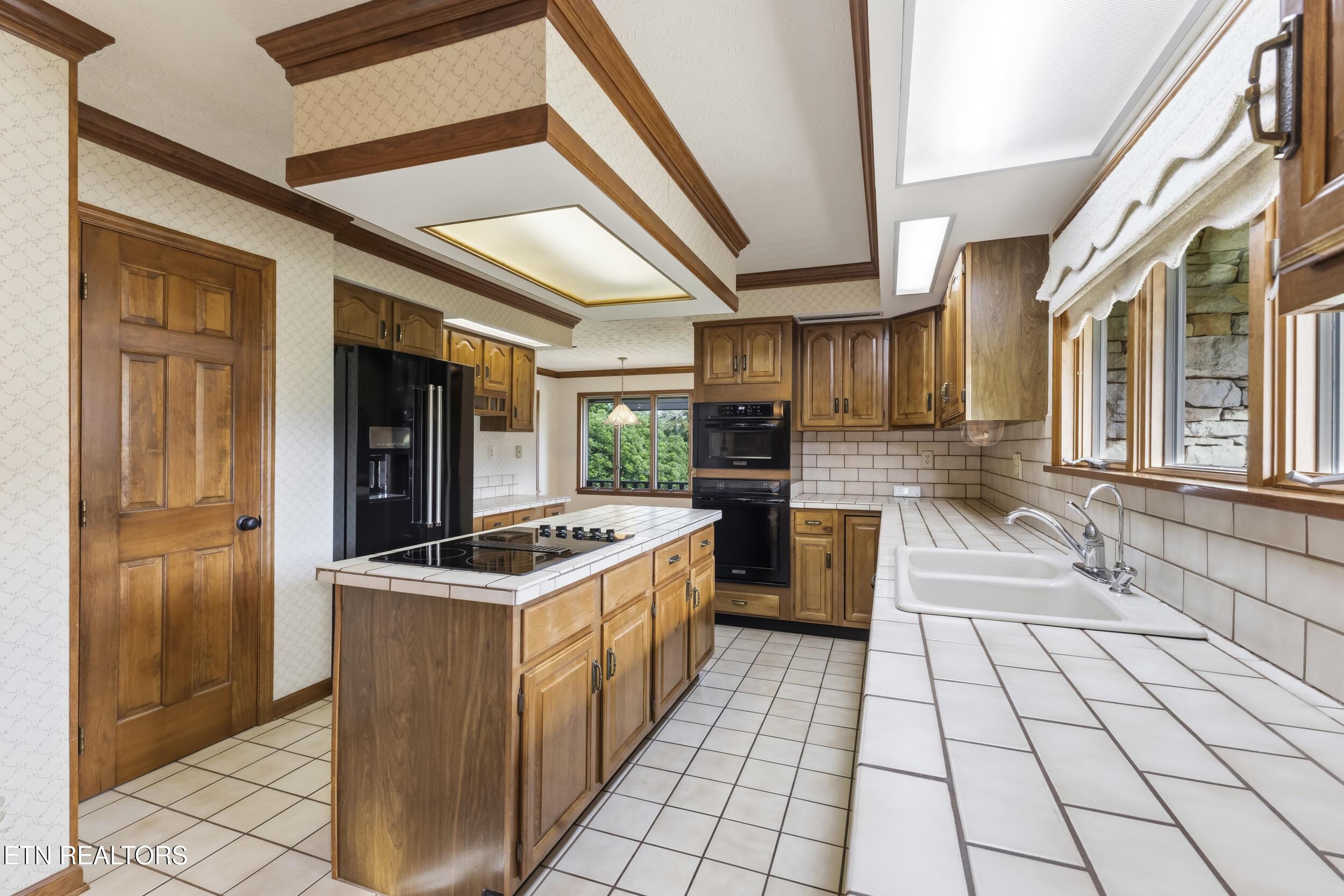 10024 Casa Real Cove, Knoxville, TN - Fort Loudoun and Tellico Lake Real Estate - Image# 9
