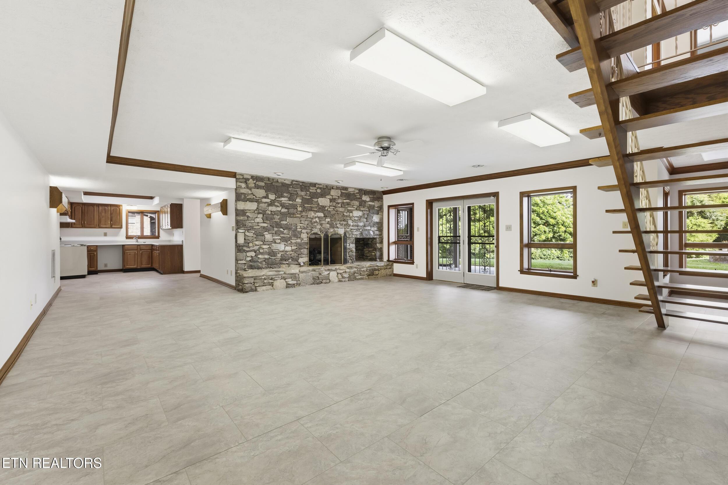 10024 Casa Real Cove, Knoxville, TN - Fort Loudoun and Tellico Lake Real Estate - Image# 31
