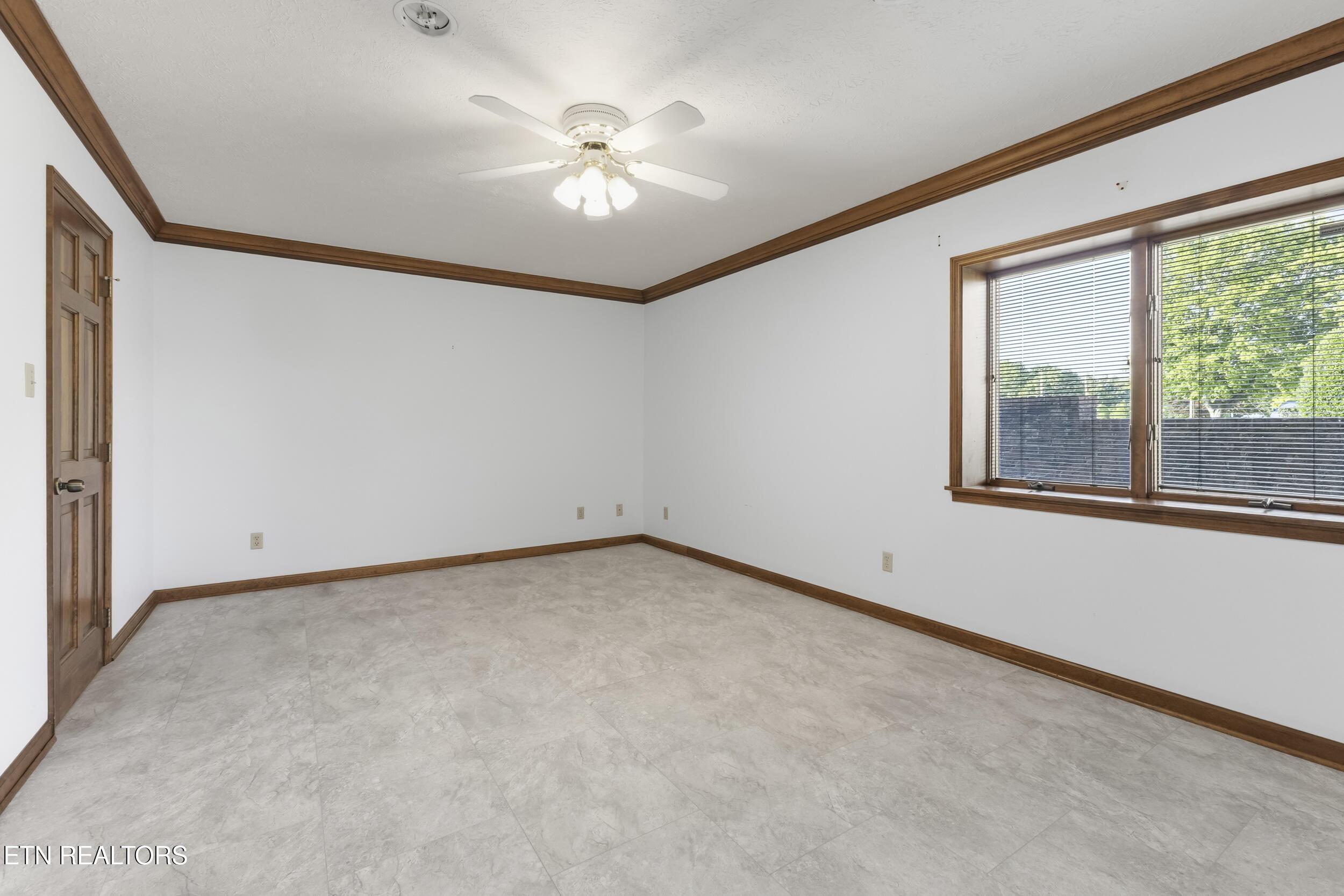 10024 Casa Real Cove, Knoxville, TN - Fort Loudoun and Tellico Lake Real Estate - Image# 36