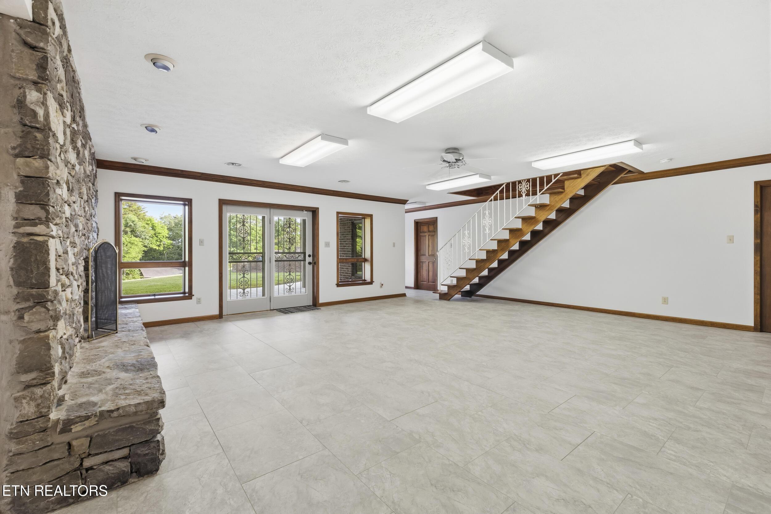 10024 Casa Real Cove, Knoxville, TN - Fort Loudoun and Tellico Lake Real Estate - Image# 38