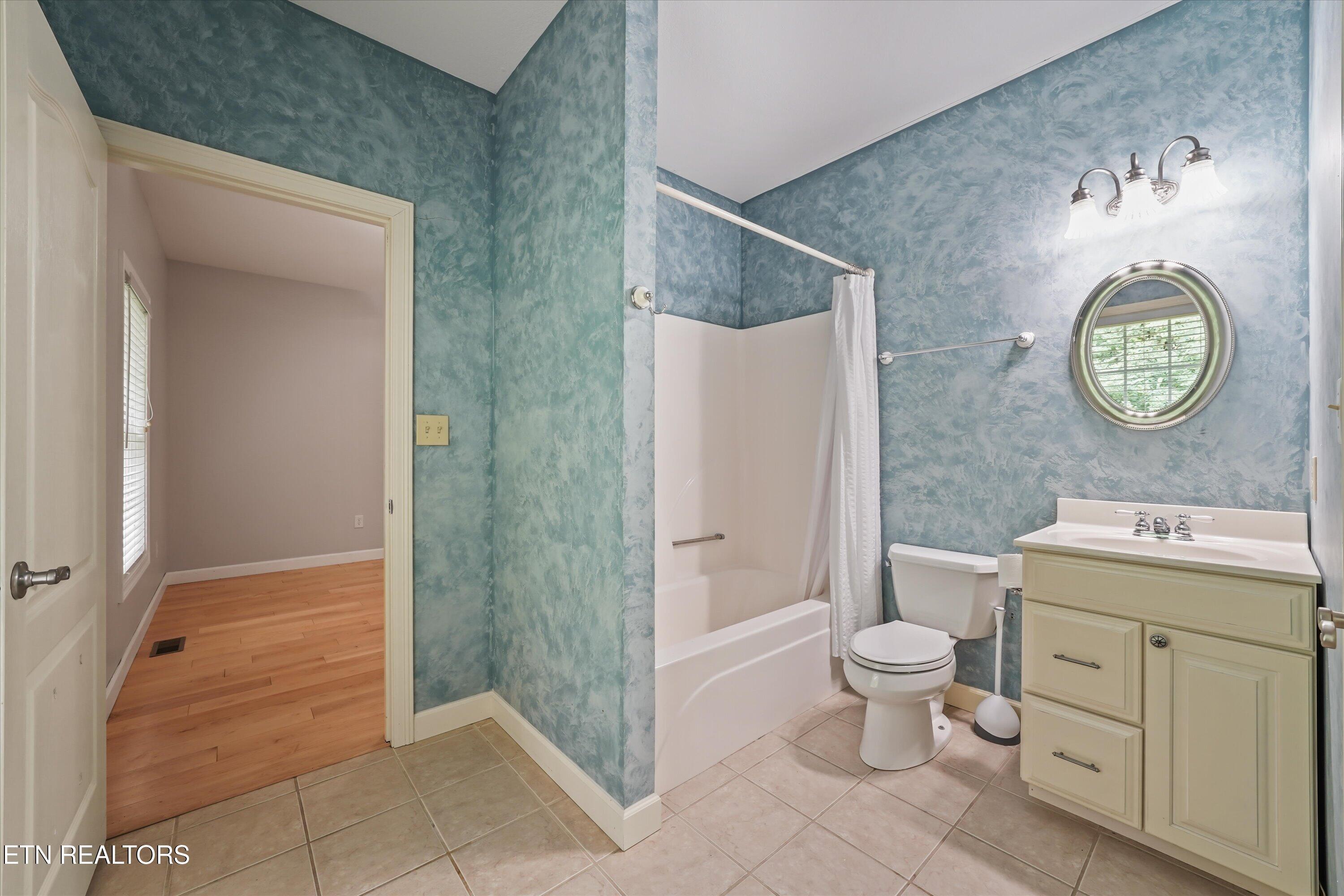 3727 Fox Creek Rd, Louisville, TN - Fort Loudoun and Tellico Lake Real Estate - Image# 12