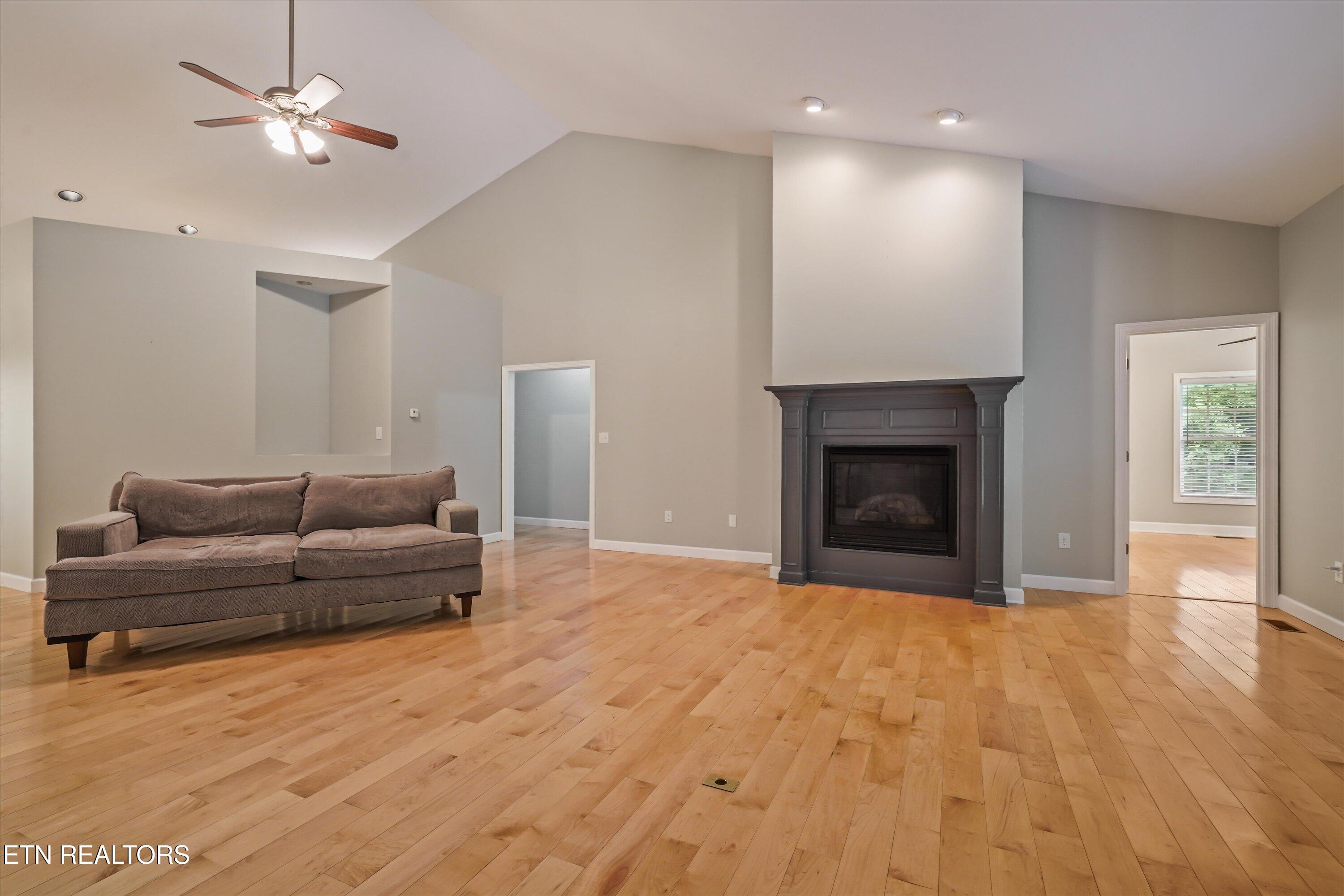 3727 Fox Creek Rd, Louisville, TN - Fort Loudoun and Tellico Lake Real Estate - Image# 25