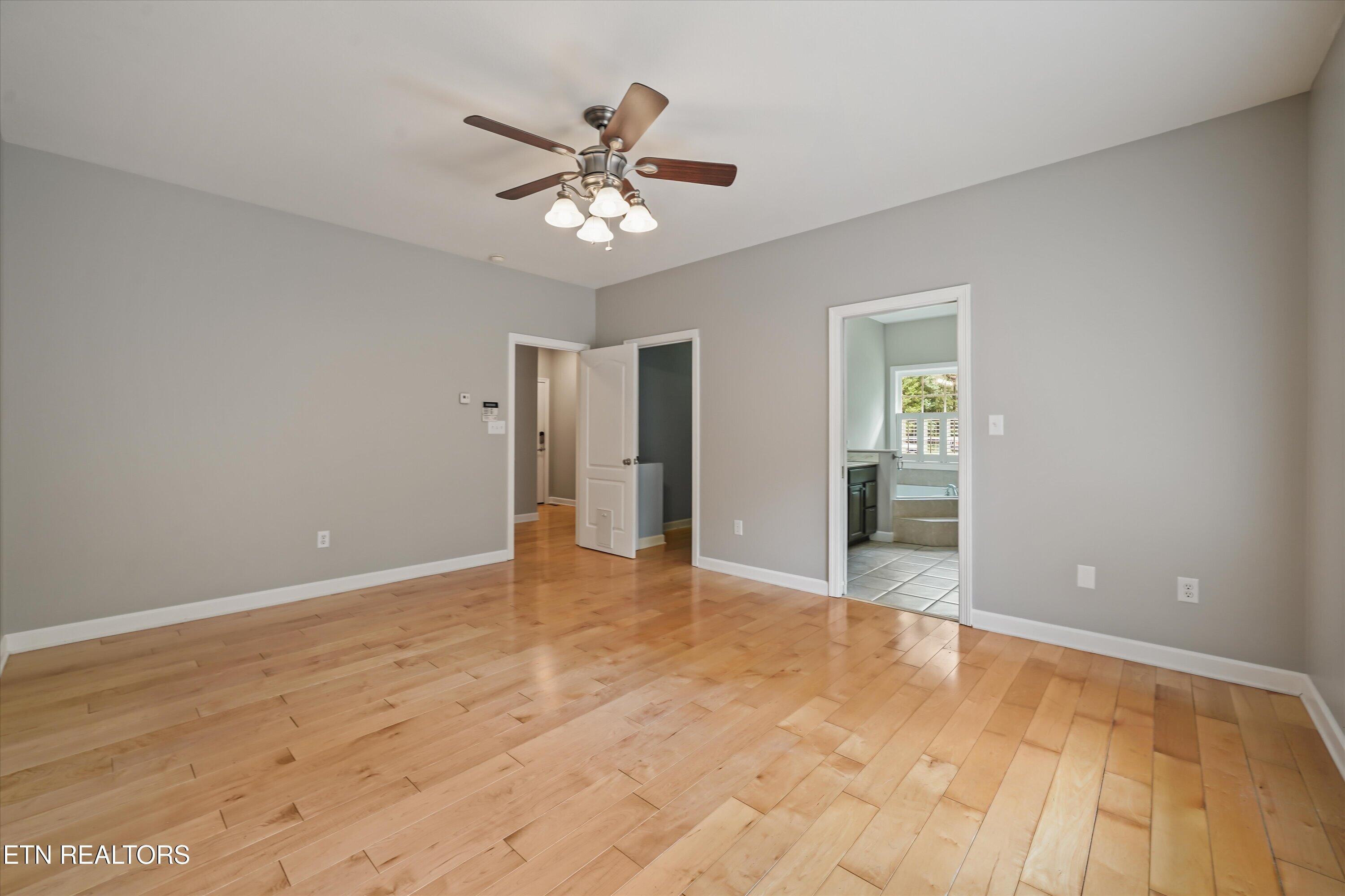 3727 Fox Creek Rd, Louisville, TN - Fort Loudoun and Tellico Lake Real Estate - Image# 27