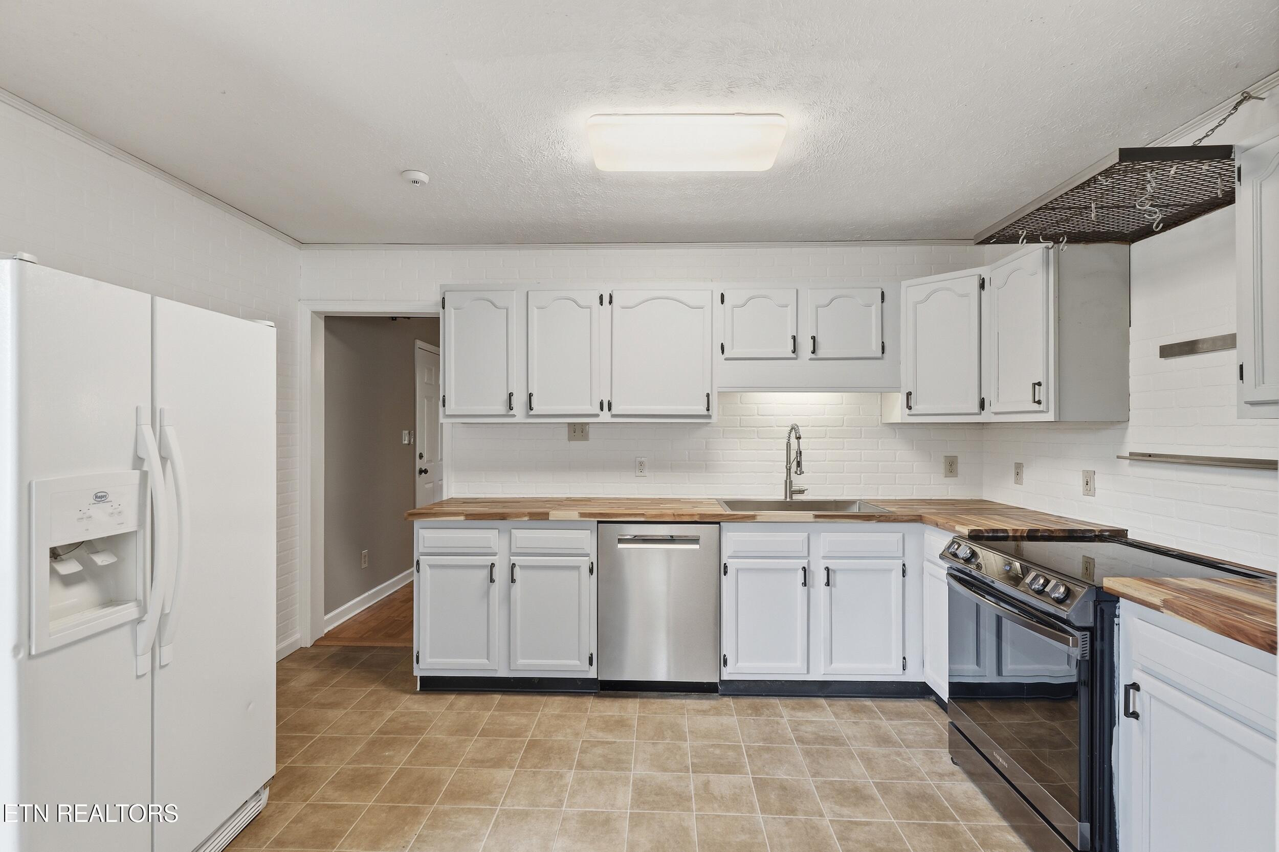 310 E Moody Ave, Knoxville, TN - Fort Loudoun and Tellico Lake Real Estate - Image# 12