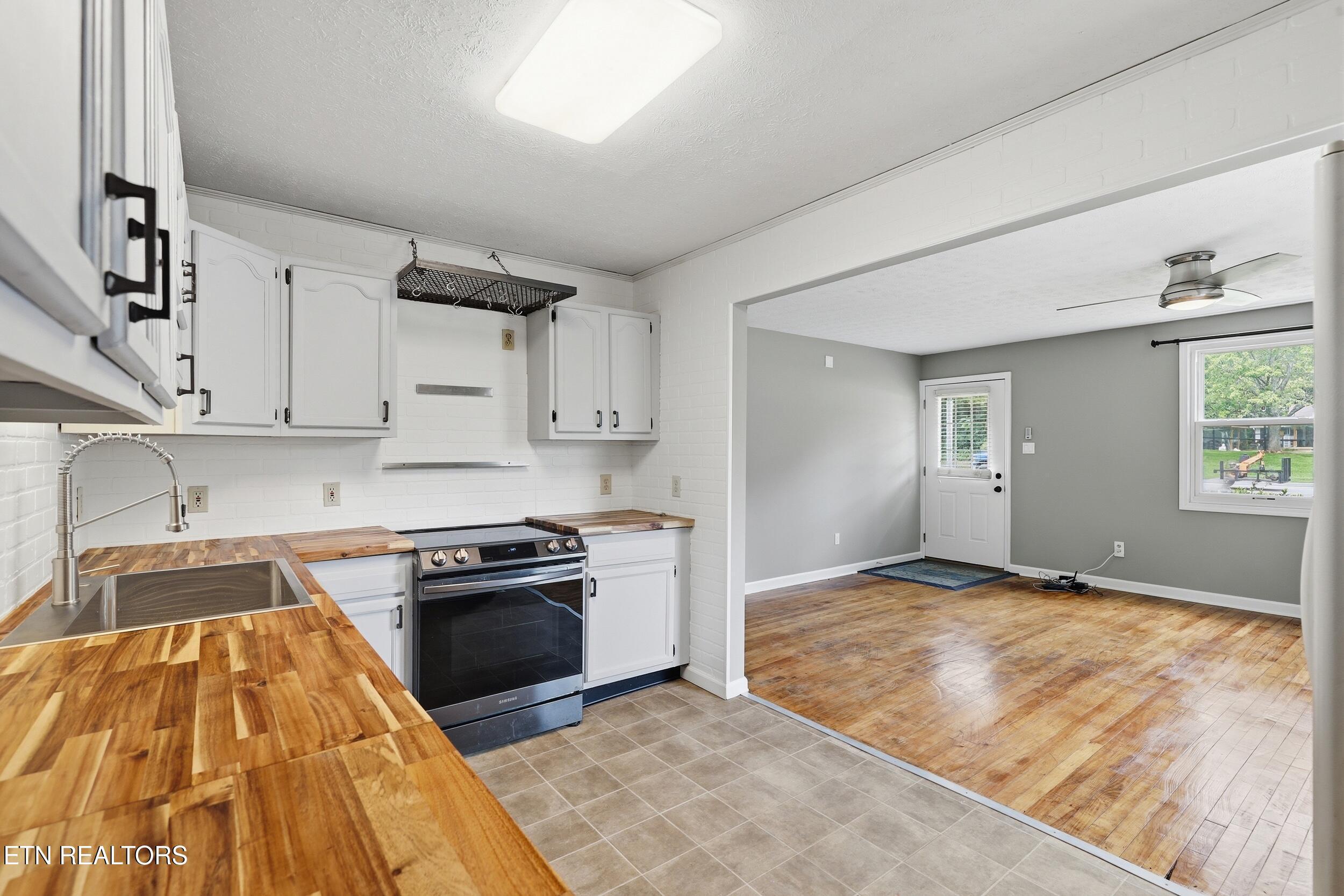 310 E Moody Ave, Knoxville, TN - Fort Loudoun and Tellico Lake Real Estate - Image# 14