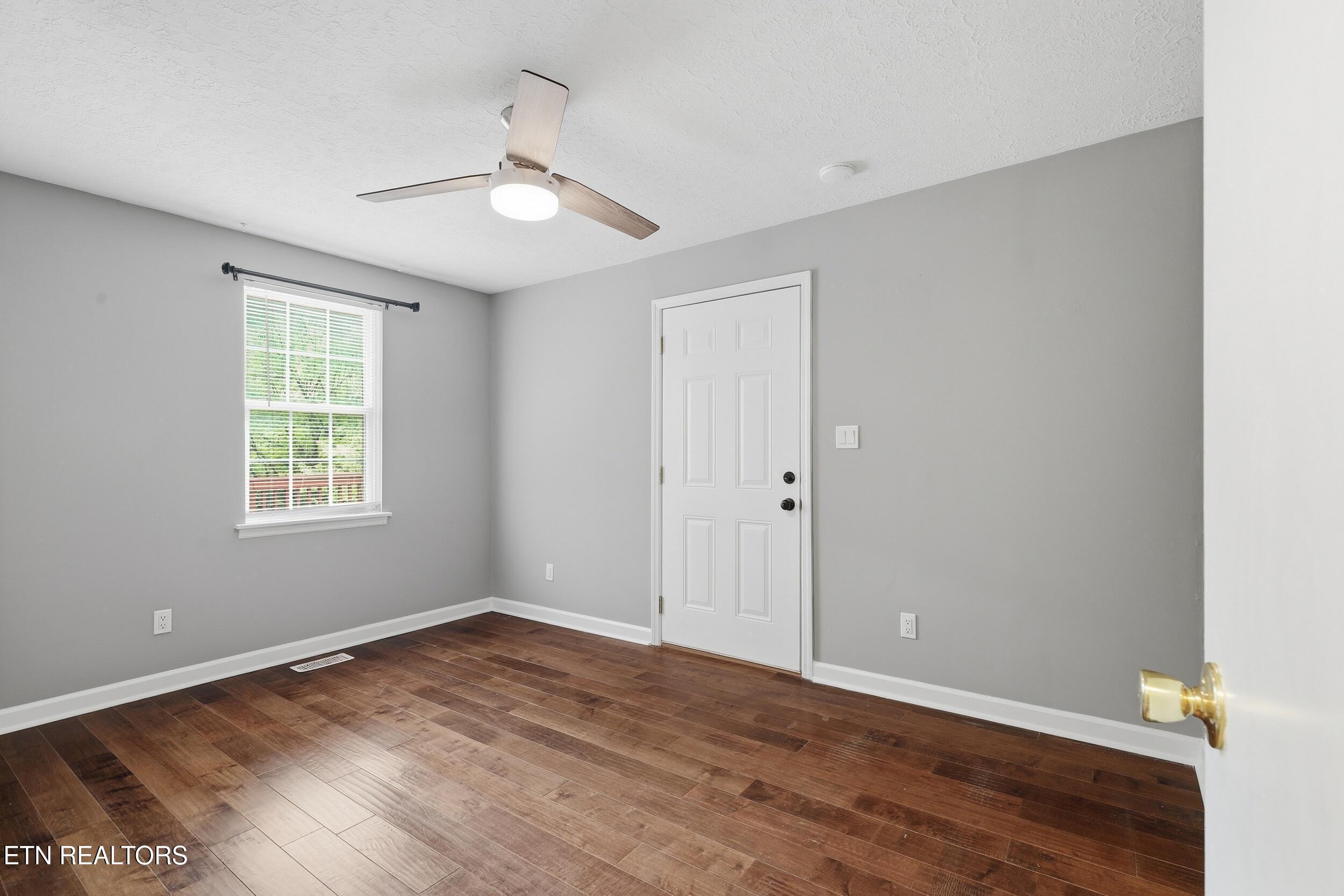 310 E Moody Ave, Knoxville, TN - Fort Loudoun and Tellico Lake Real Estate - Image# 22