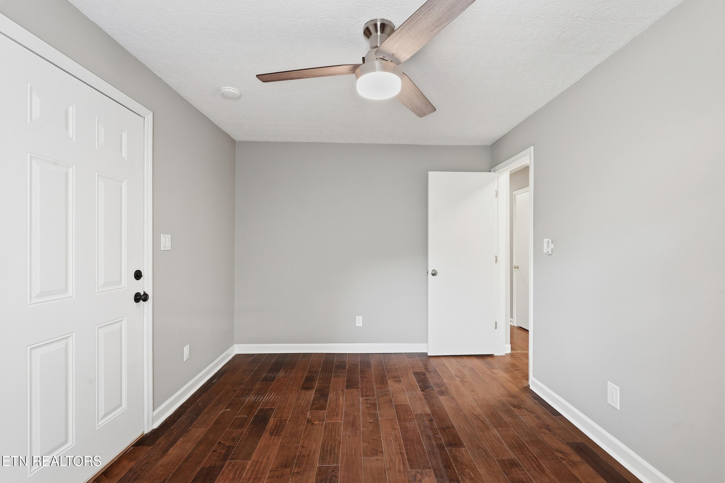 310 E Moody Ave, Knoxville, TN - Fort Loudoun and Tellico Lake Real Estate - Image# 23