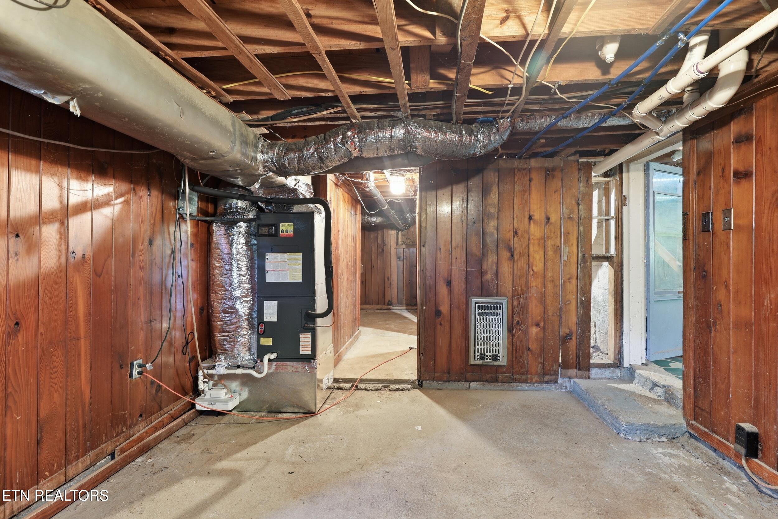 310 E Moody Ave, Knoxville, TN - Fort Loudoun and Tellico Lake Real Estate - Image# 35