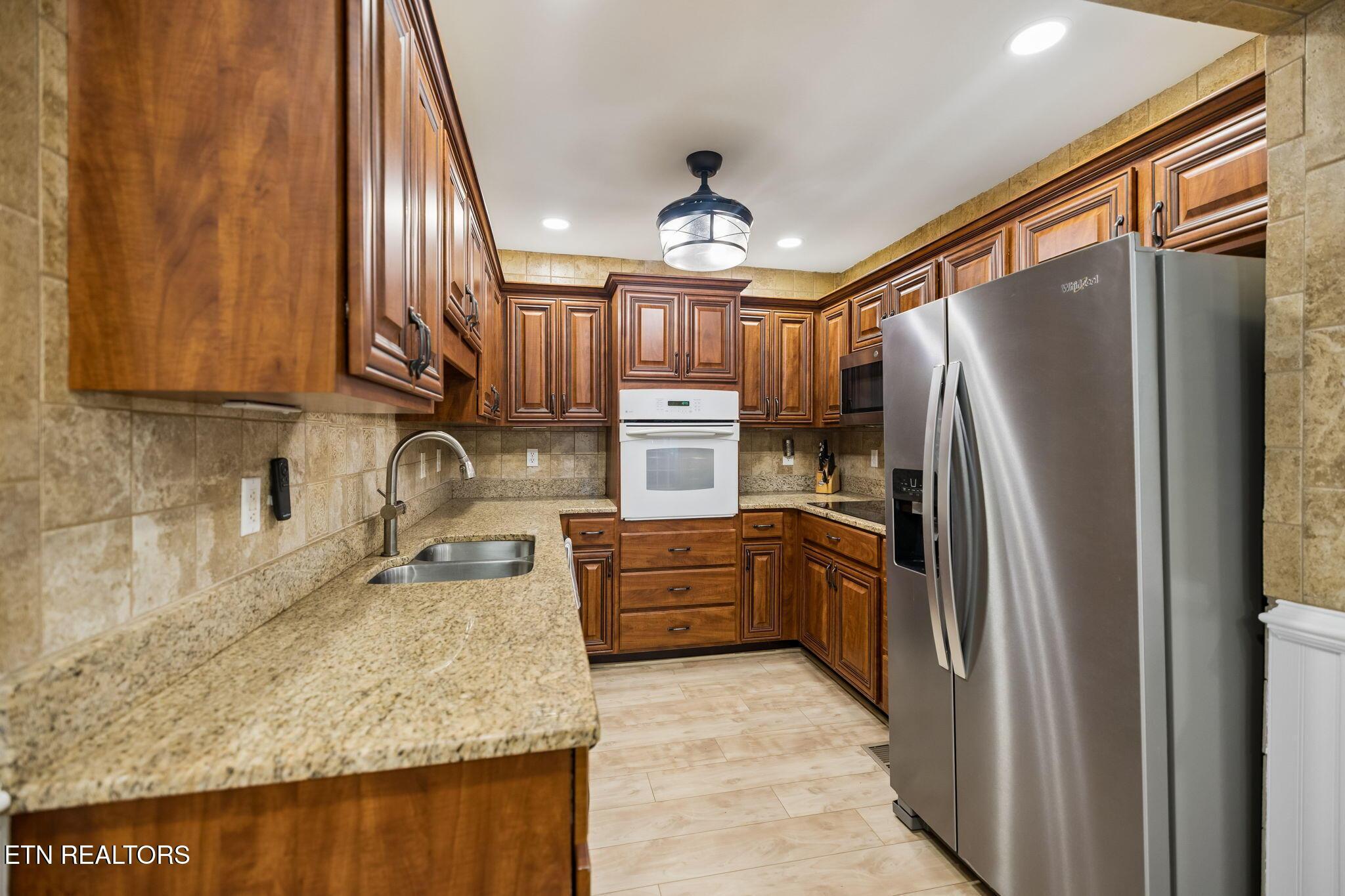 137 Corntassel Shores, Vonore, TN - Fort Loudoun and Tellico Lake Real Estate - Image# 34
