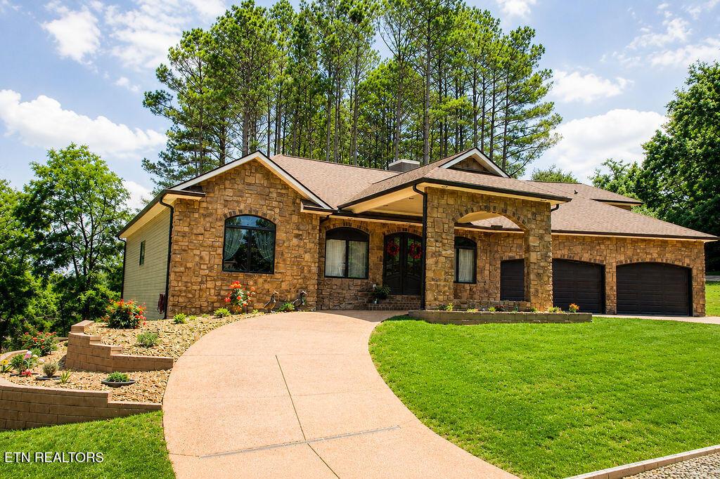 301 Inagehi Lane, Loudon, TN - Fort Loudoun and Tellico Lake Real Estate - Image# 1