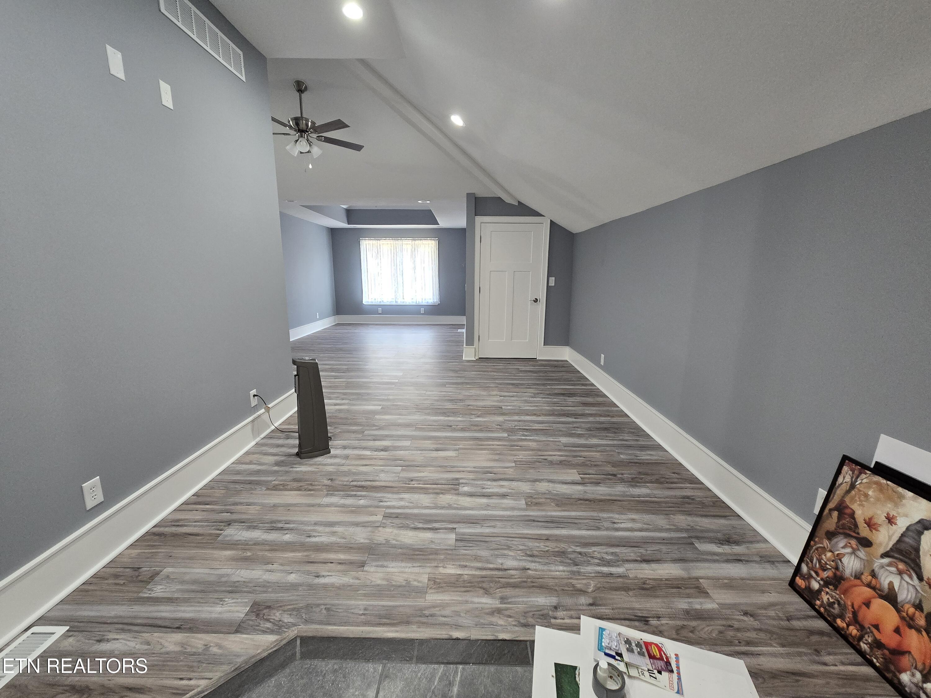 301 Inagehi Lane, Loudon, TN - Fort Loudoun and Tellico Lake Real Estate - Image# 28