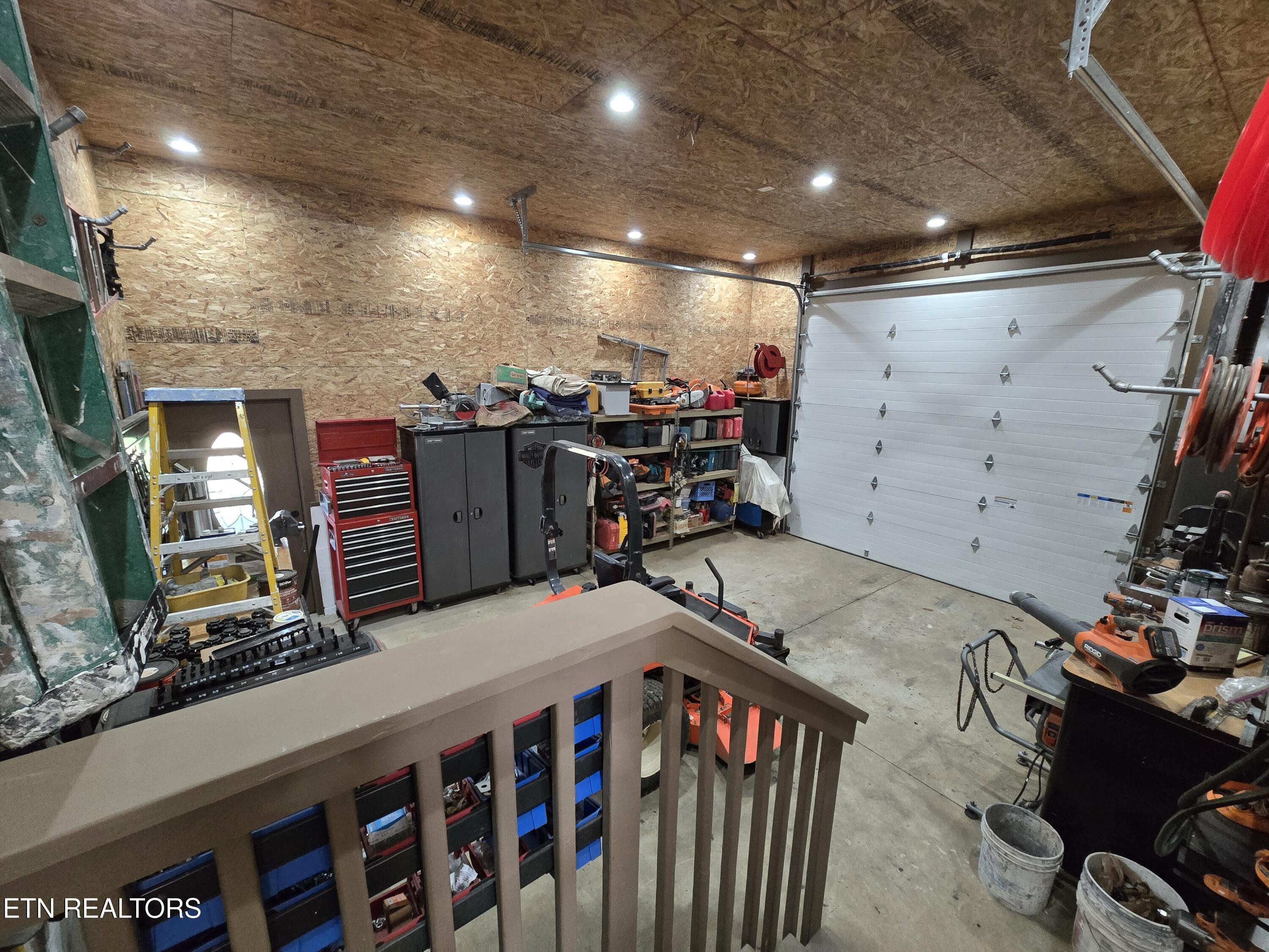 301 Inagehi Lane, Loudon, TN - Fort Loudoun and Tellico Lake Real Estate - Image# 45