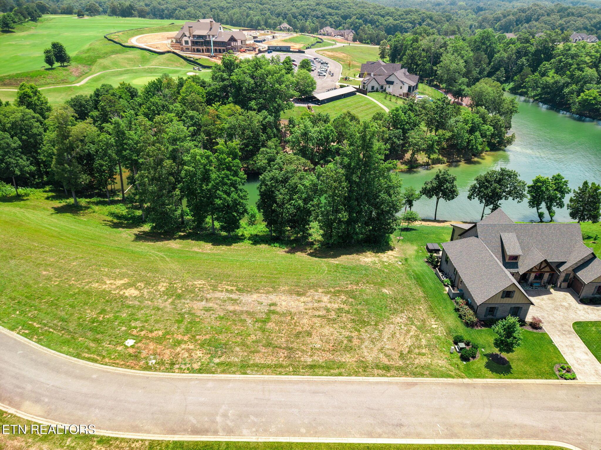 403 Careen Court, Lenoir City, TN - Fort Loudoun and Tellico Lake Real Estate - Image# 6