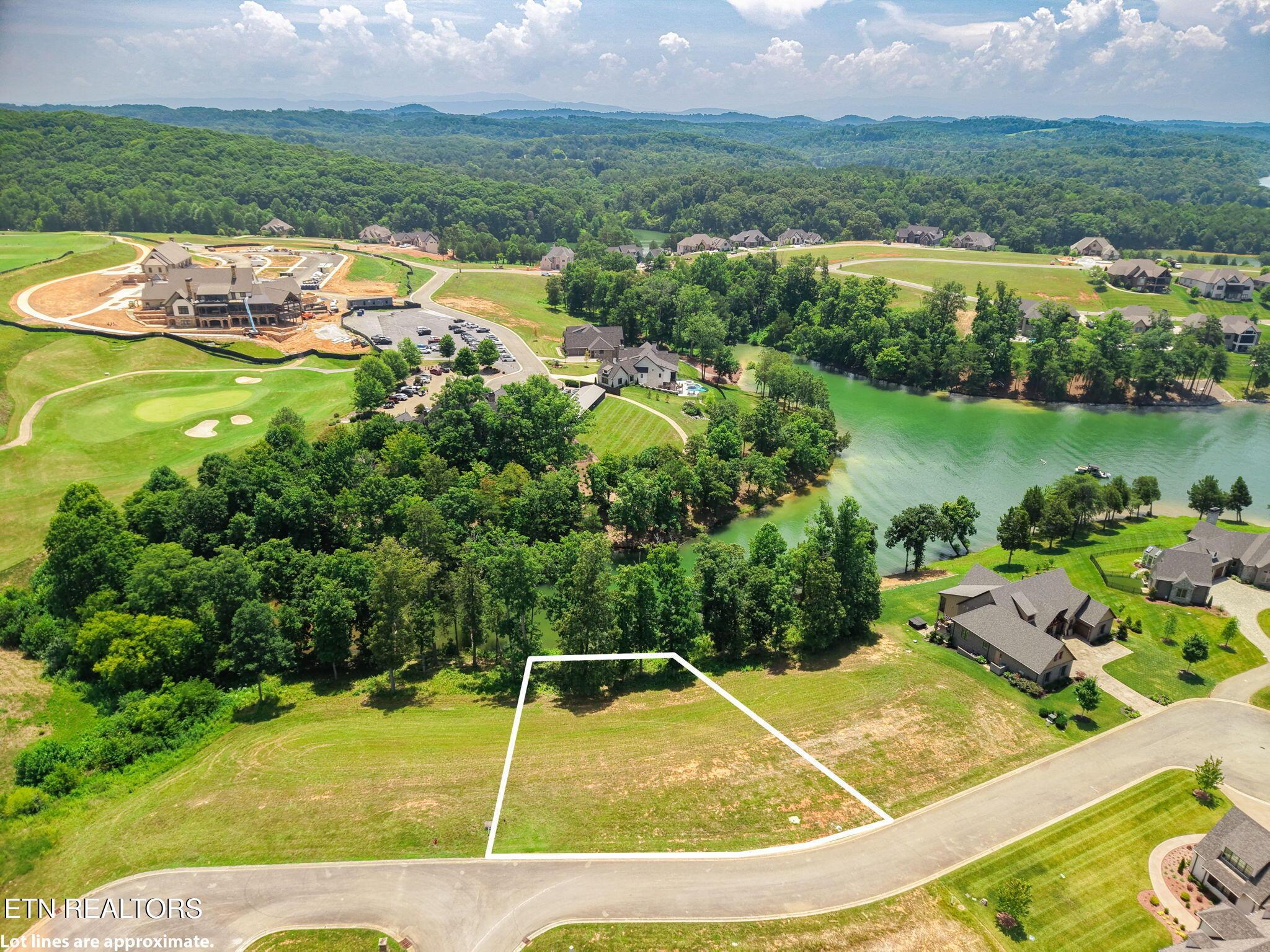 259 Careen Court, Lenoir City, TN - Fort Loudoun and Tellico Lake Real Estate - Image# 9