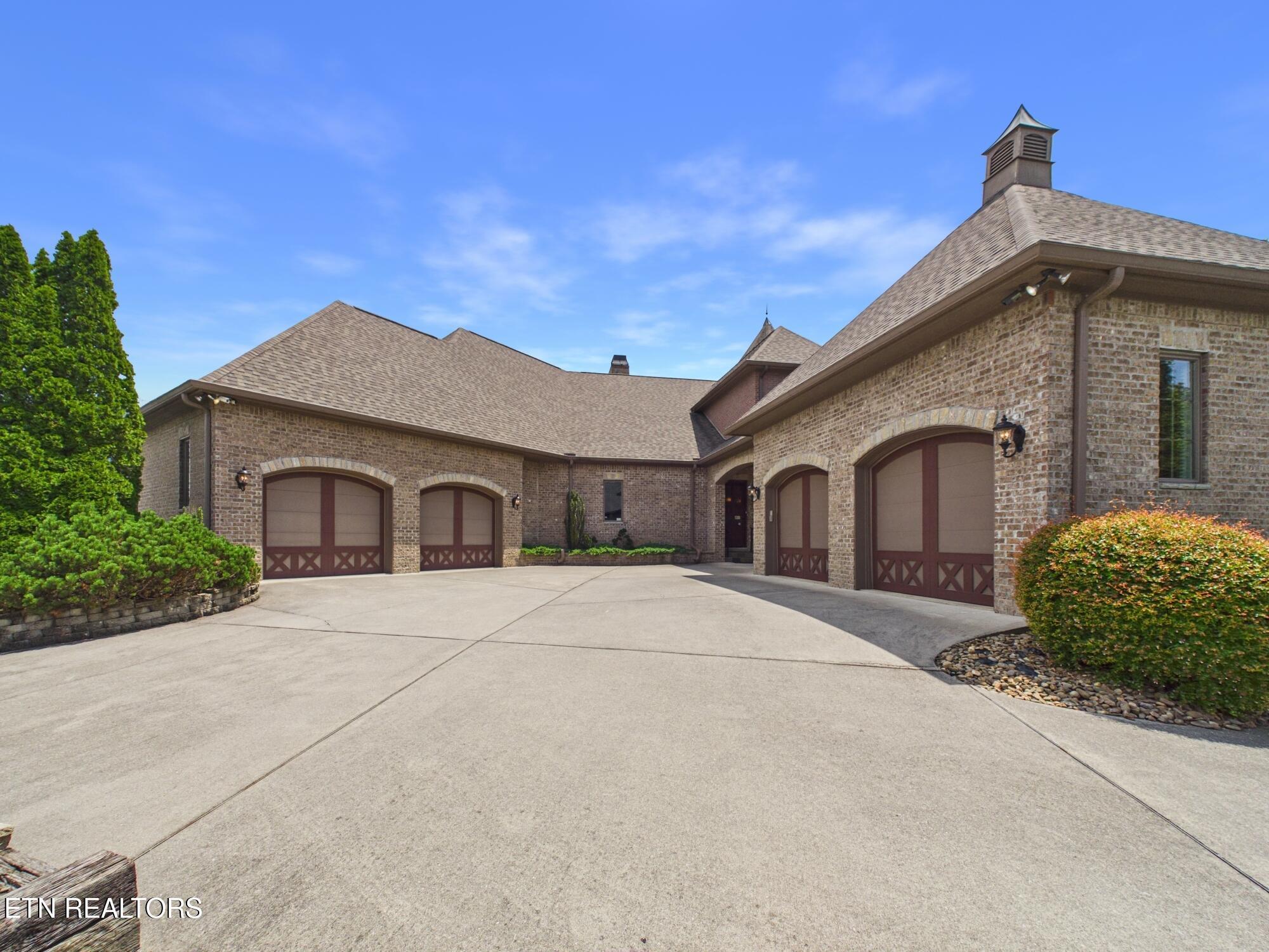 410 Cayuga Drive, Loudon, TN - Fort Loudoun and Tellico Lake Real Estate - Image# 5