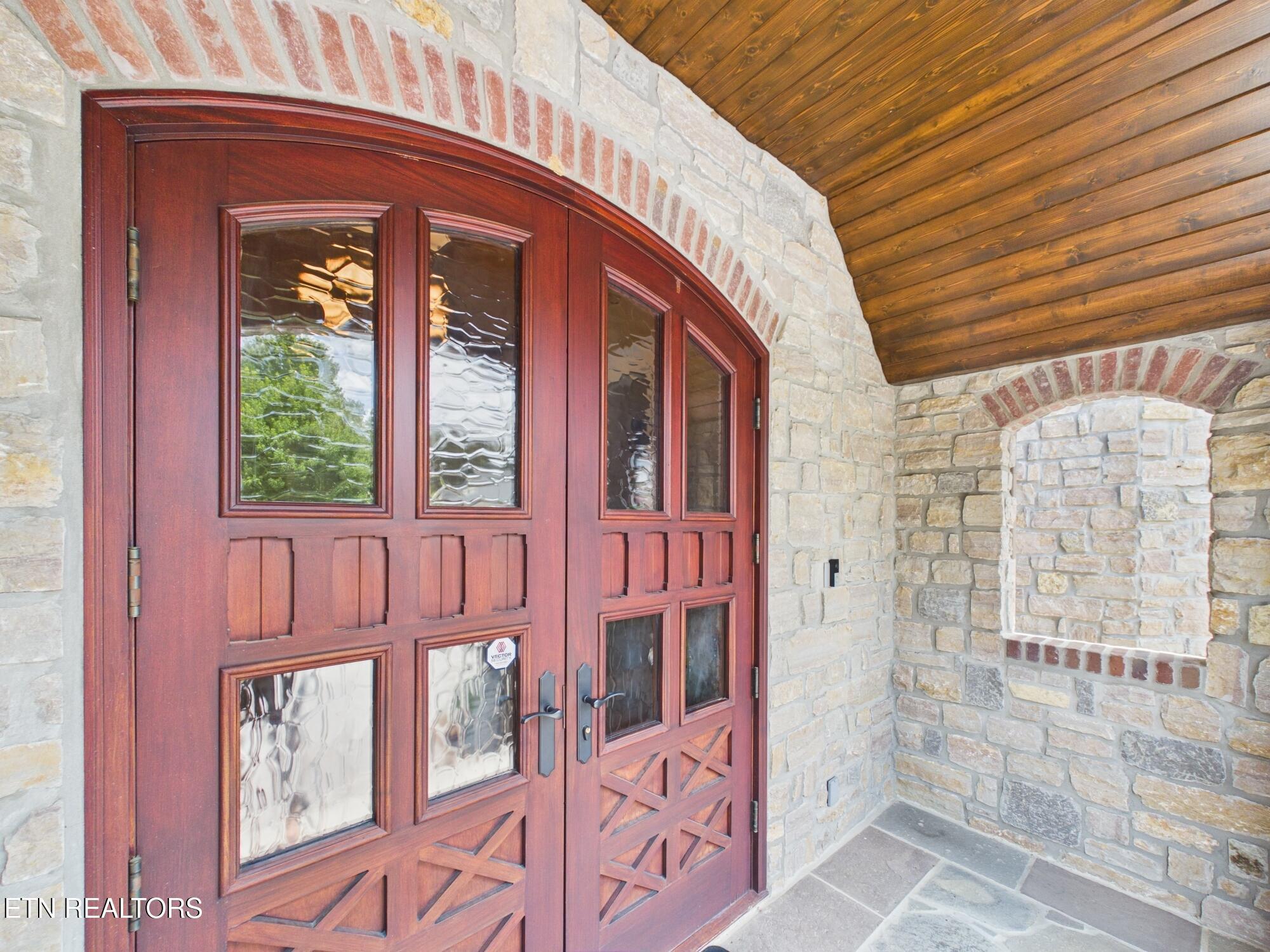 410 Cayuga Drive, Loudon, TN - Fort Loudoun and Tellico Lake Real Estate - Image# 7