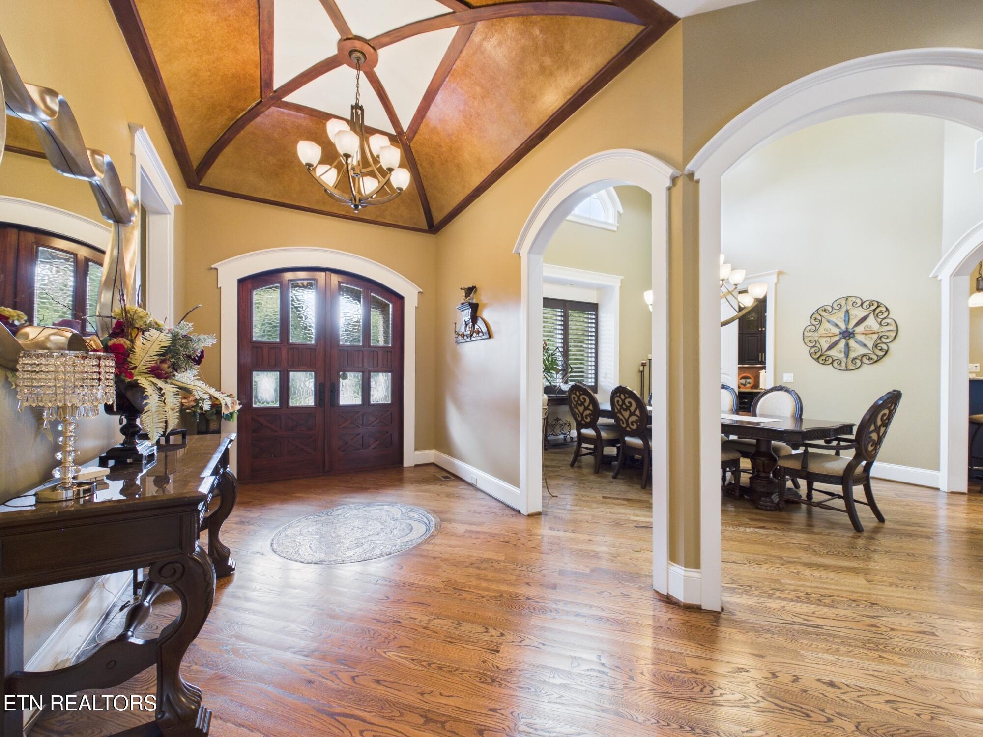 410 Cayuga Drive, Loudon, TN - Fort Loudoun and Tellico Lake Real Estate - Image# 8