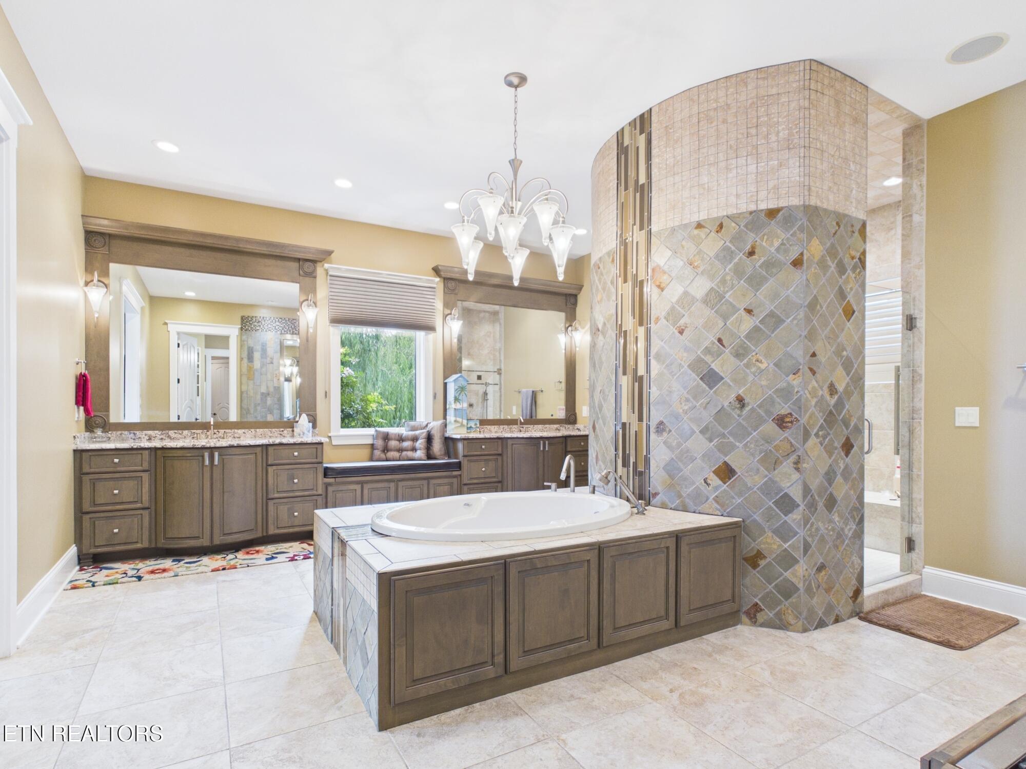 410 Cayuga Drive, Loudon, TN - Fort Loudoun and Tellico Lake Real Estate - Image# 30