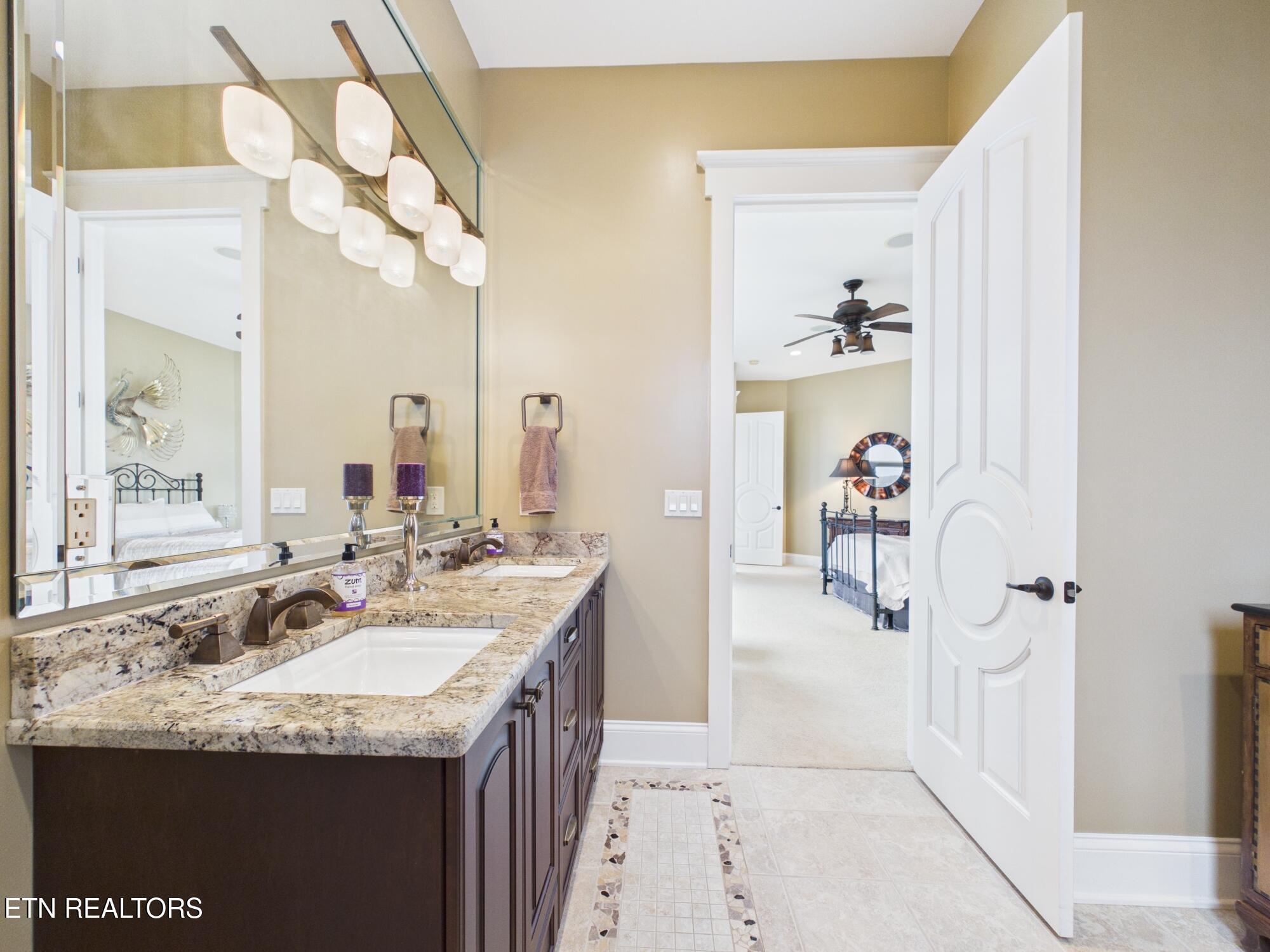 410 Cayuga Drive, Loudon, TN - Fort Loudoun and Tellico Lake Real Estate - Image# 36