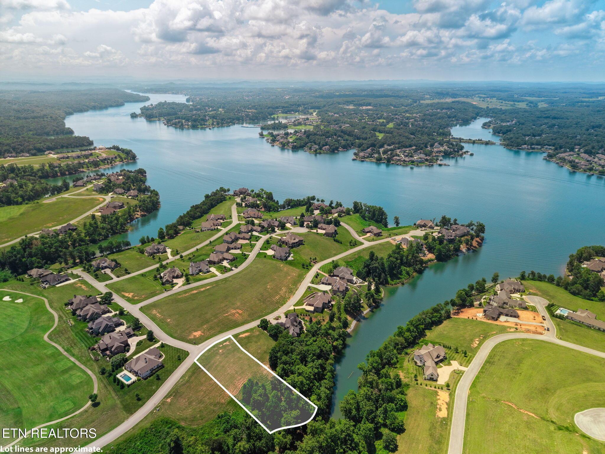 694 Taffrail Drive, Lenoir City, TN