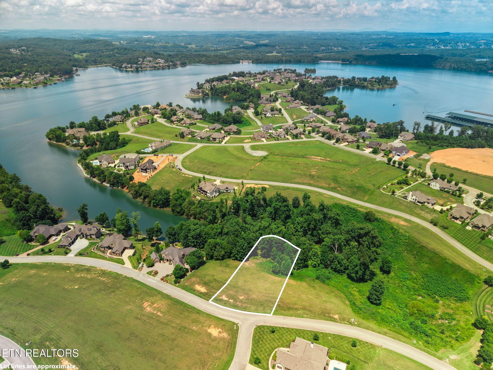 694 Taffrail Drive, Lenoir City, TN - Fort Loudoun and Tellico Lake Real Estate - Image# 9