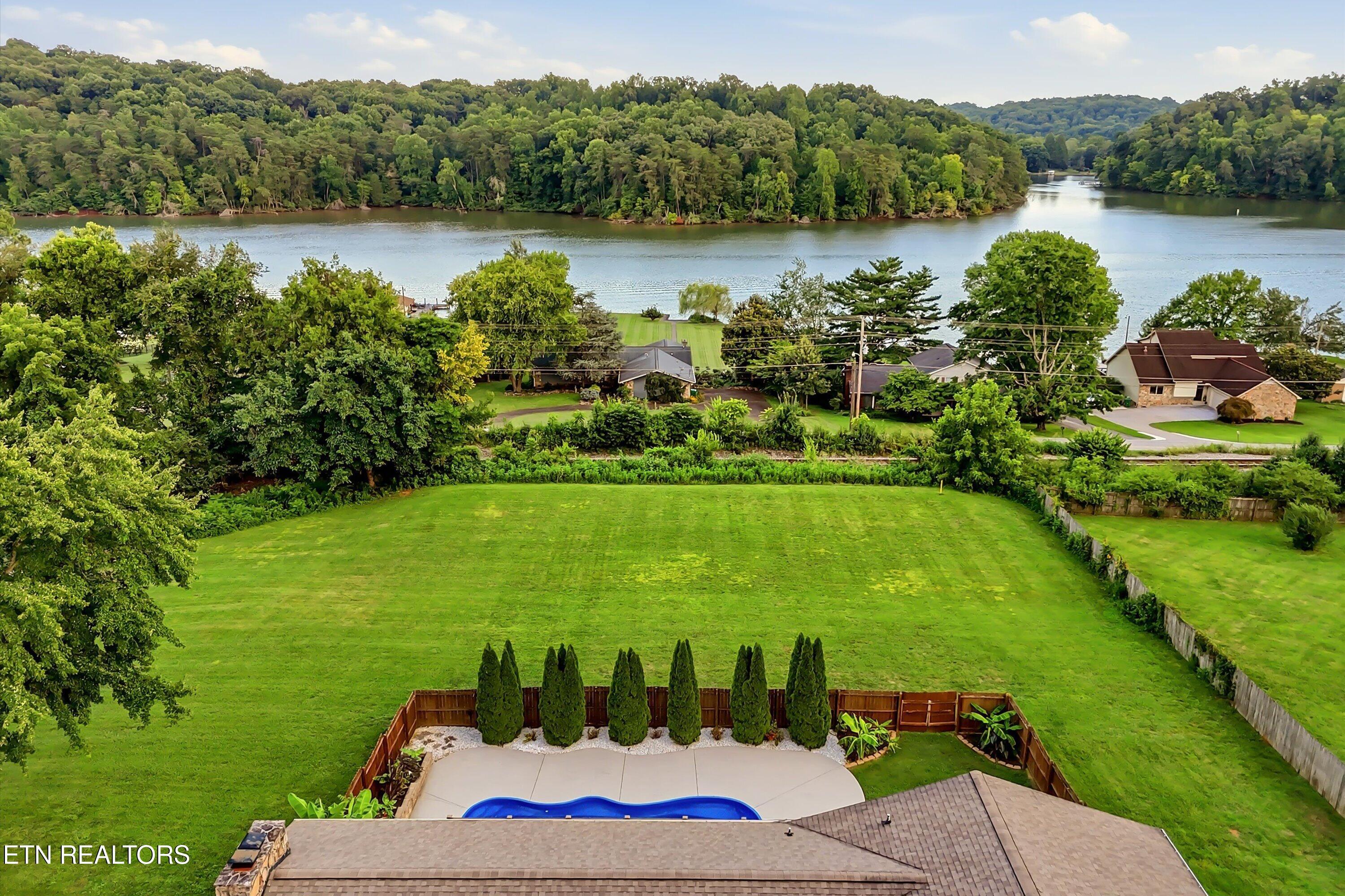10100 El Pinar Drive, Knoxville, TN - Fort Loudoun and Tellico Lake Real Estate - Image# 6