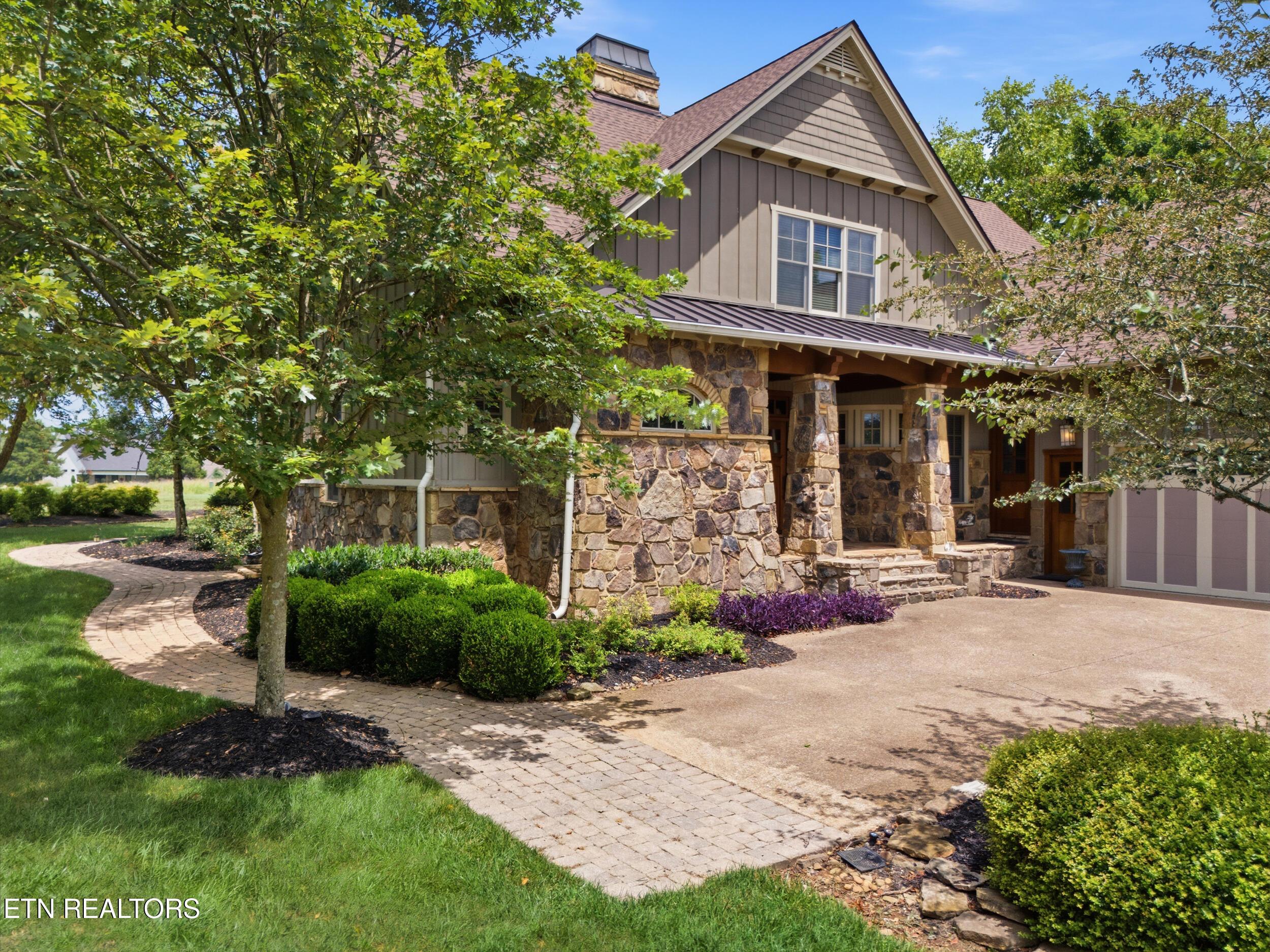 593 Old Barn Lane, Loudon, TN - Fort Loudoun and Tellico Lake Real Estate - Image# 3
