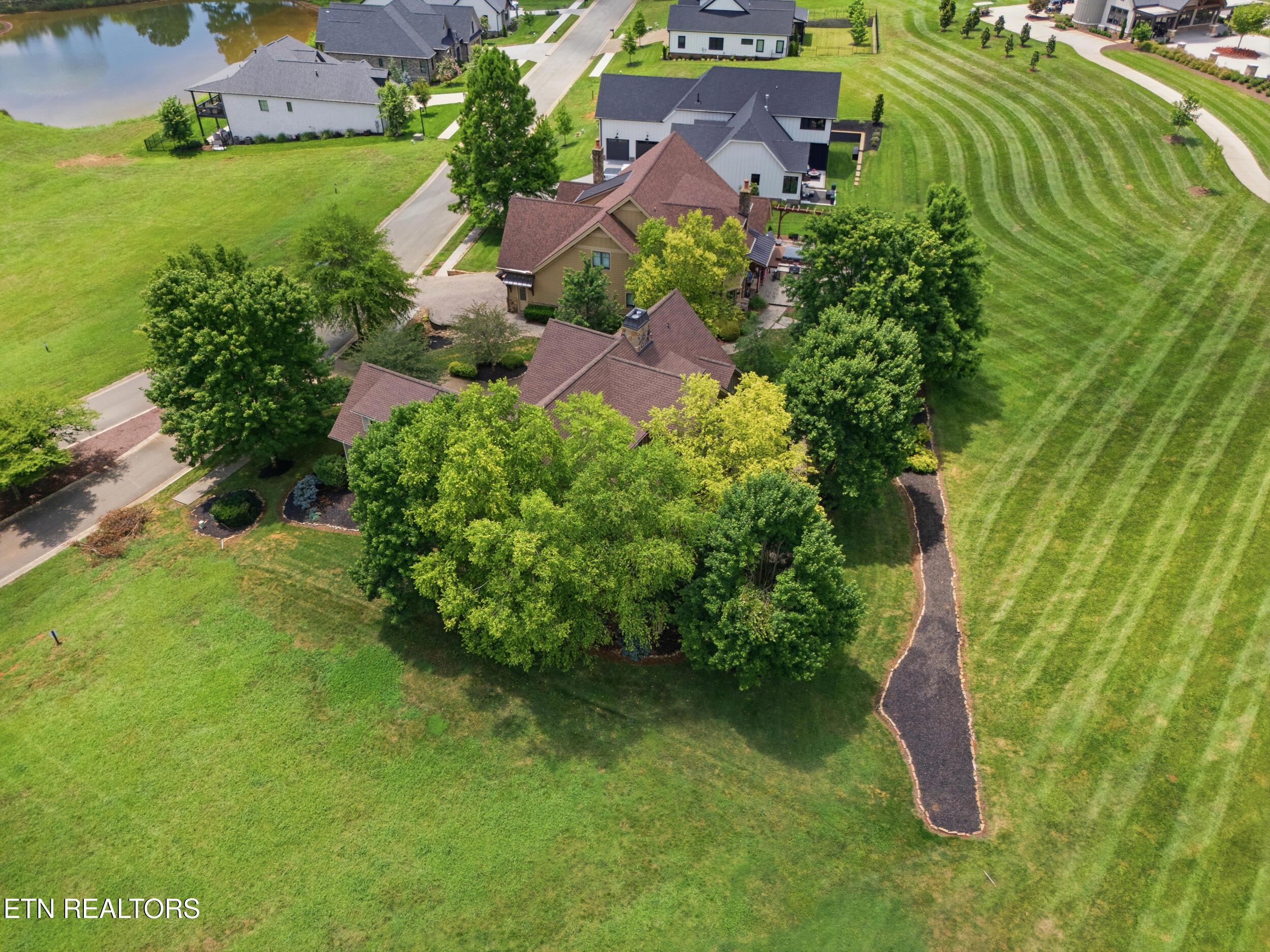 593 Old Barn Lane, Loudon, TN - Fort Loudoun and Tellico Lake Real Estate - Image# 55