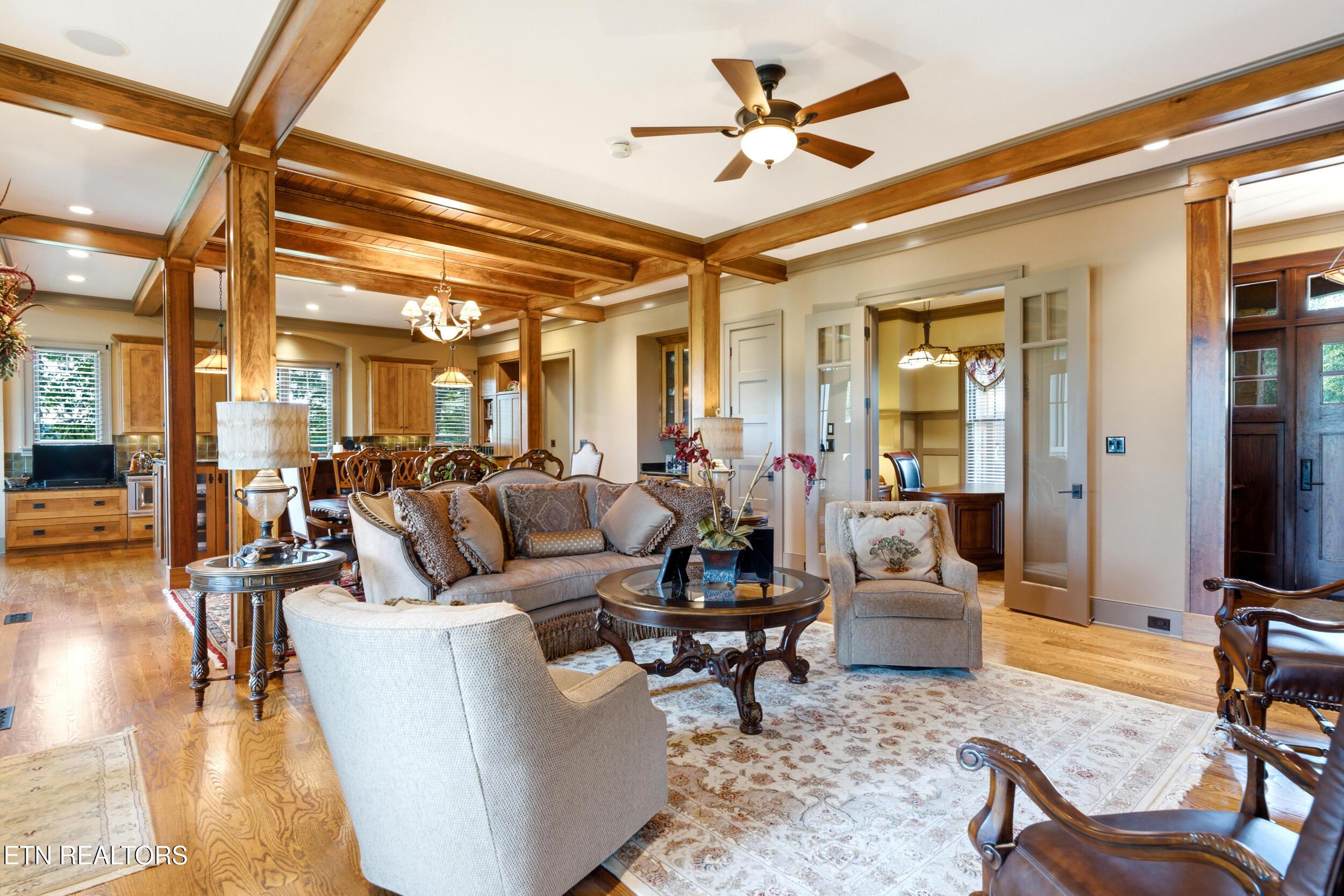 593 Old Barn Lane, Loudon, TN - Fort Loudoun and Tellico Lake Real Estate - Image# 11