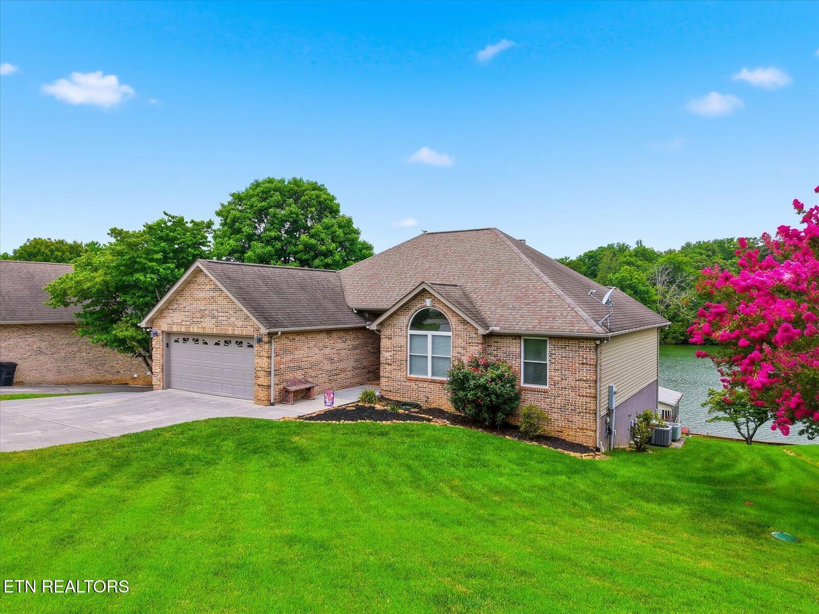 1755 Arrowhead Blvd, Maryville, TN
