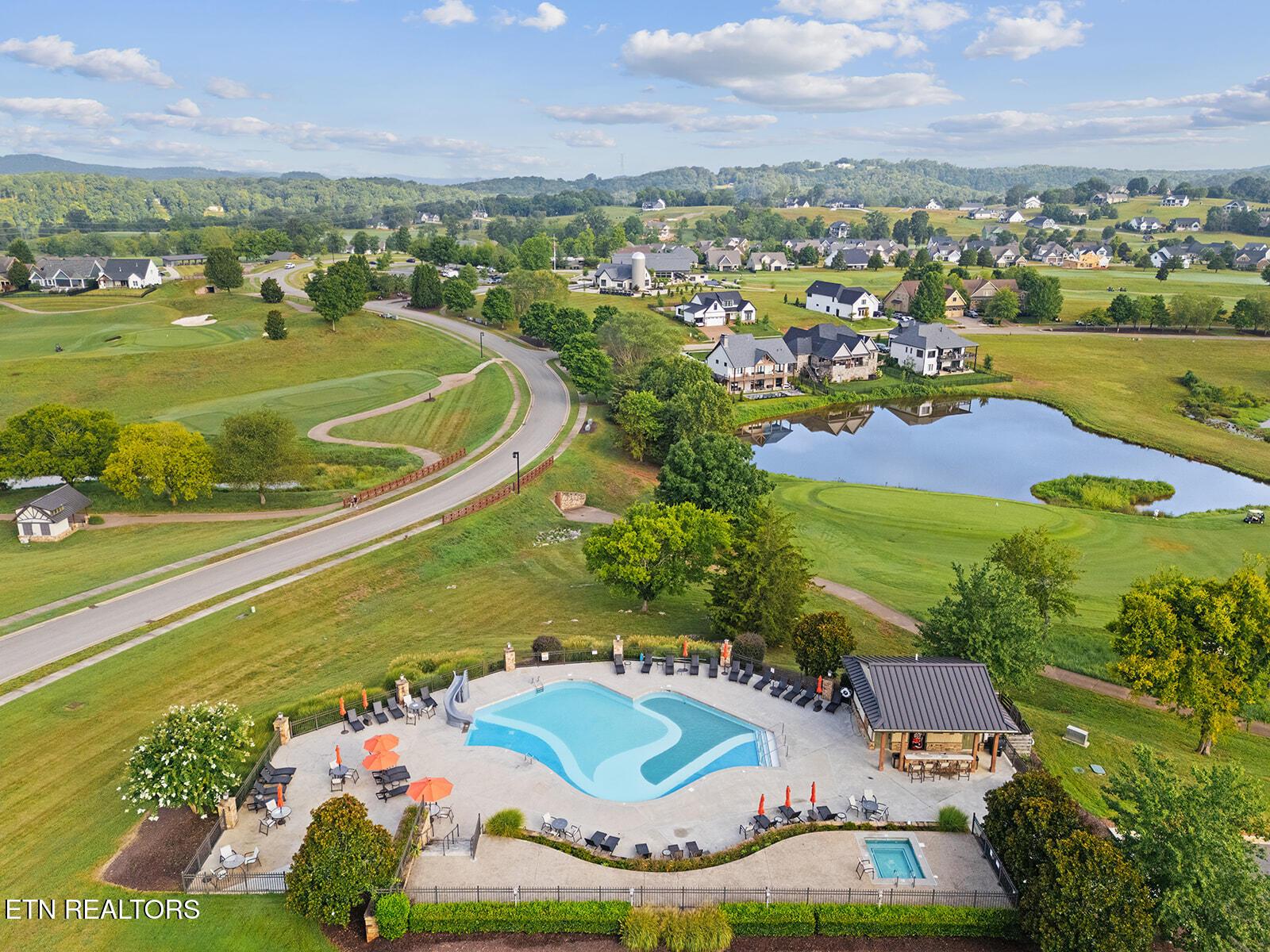 1004 Old Dogwood Tr, Loudon, TN - Fort Loudoun and Tellico Lake Real Estate - Image# 15