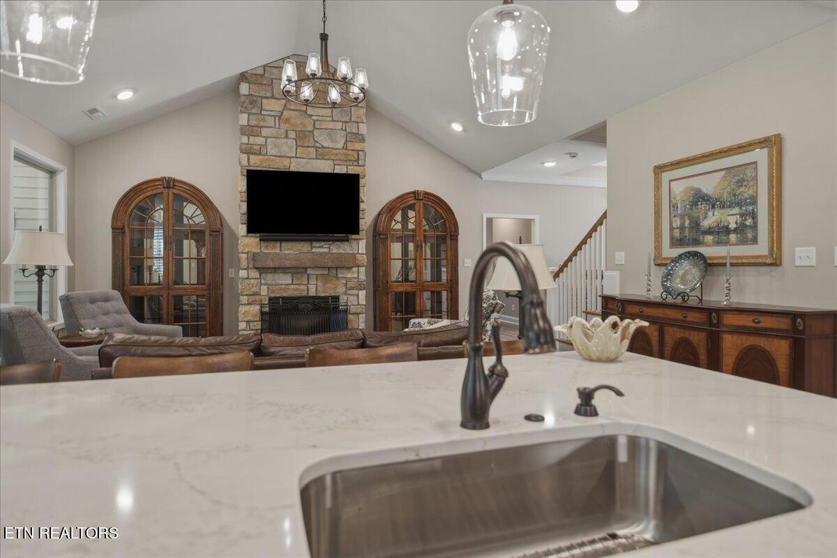 304 Cheeyo Lane, Loudon, TN - Fort Loudoun and Tellico Lake Real Estate - Image# 15